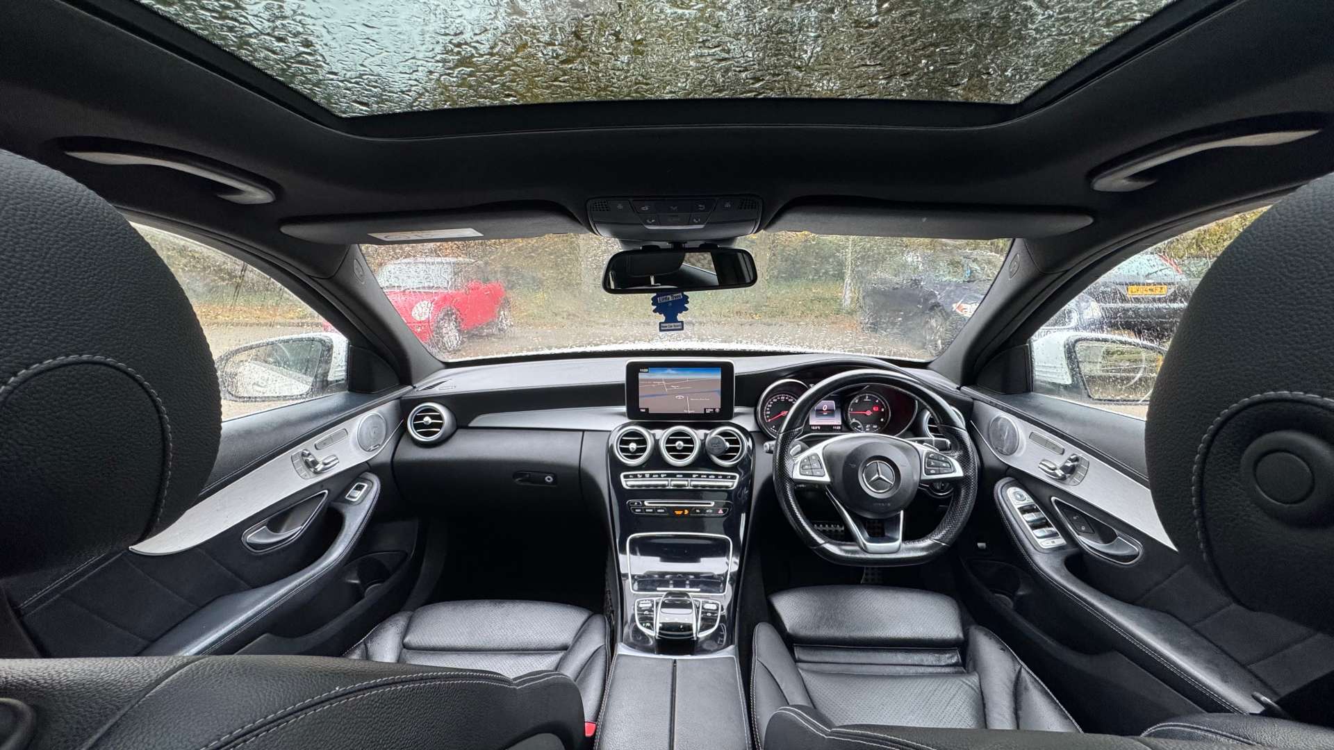 MERCEDES-BENZ C-CLASS 2.1 C220 AMG Line Premium+ Bluetec Auto 4dr #11