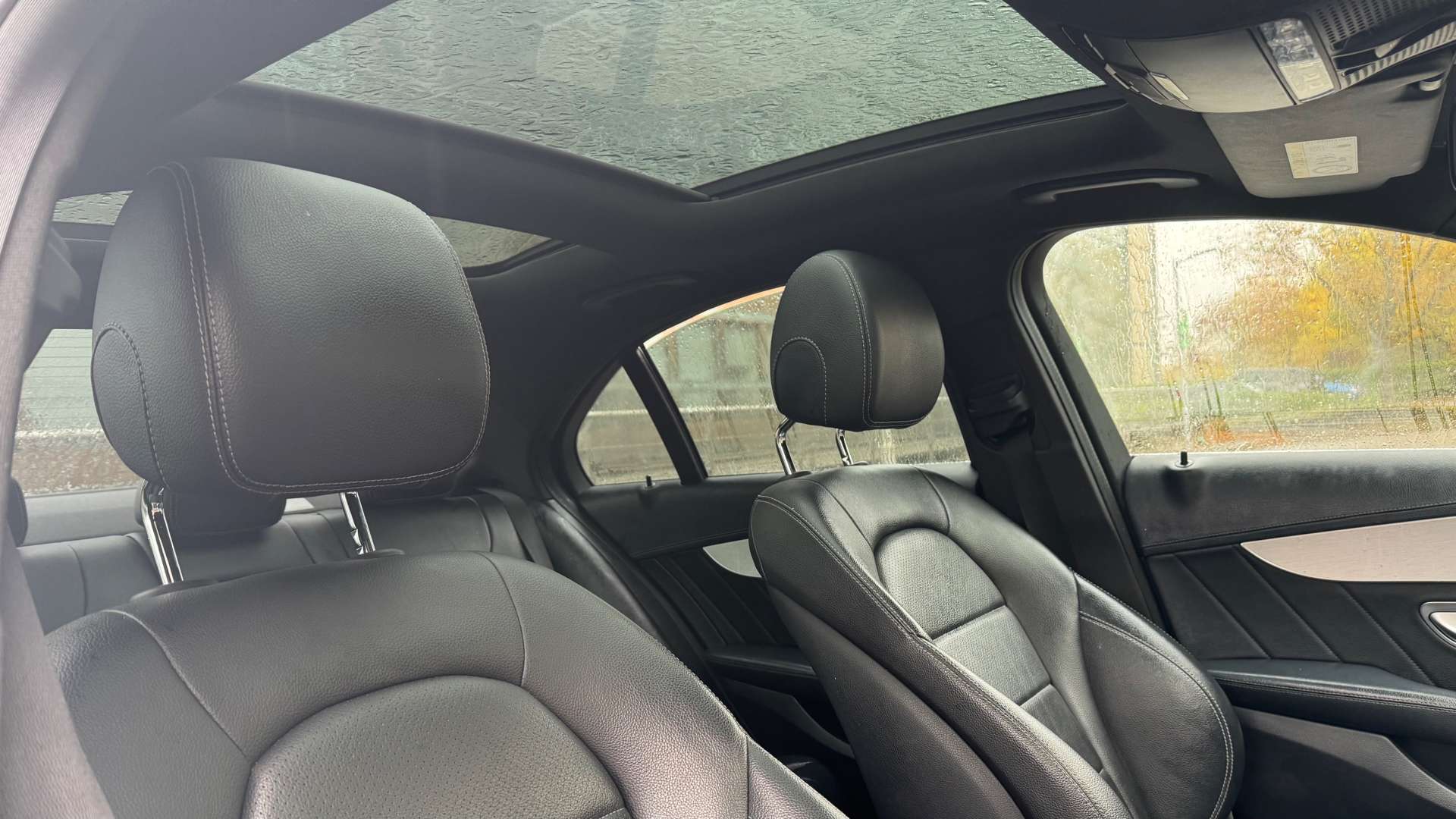 MERCEDES-BENZ C-CLASS 2.1 C220 AMG Line Premium+ Bluetec Auto 4dr #21