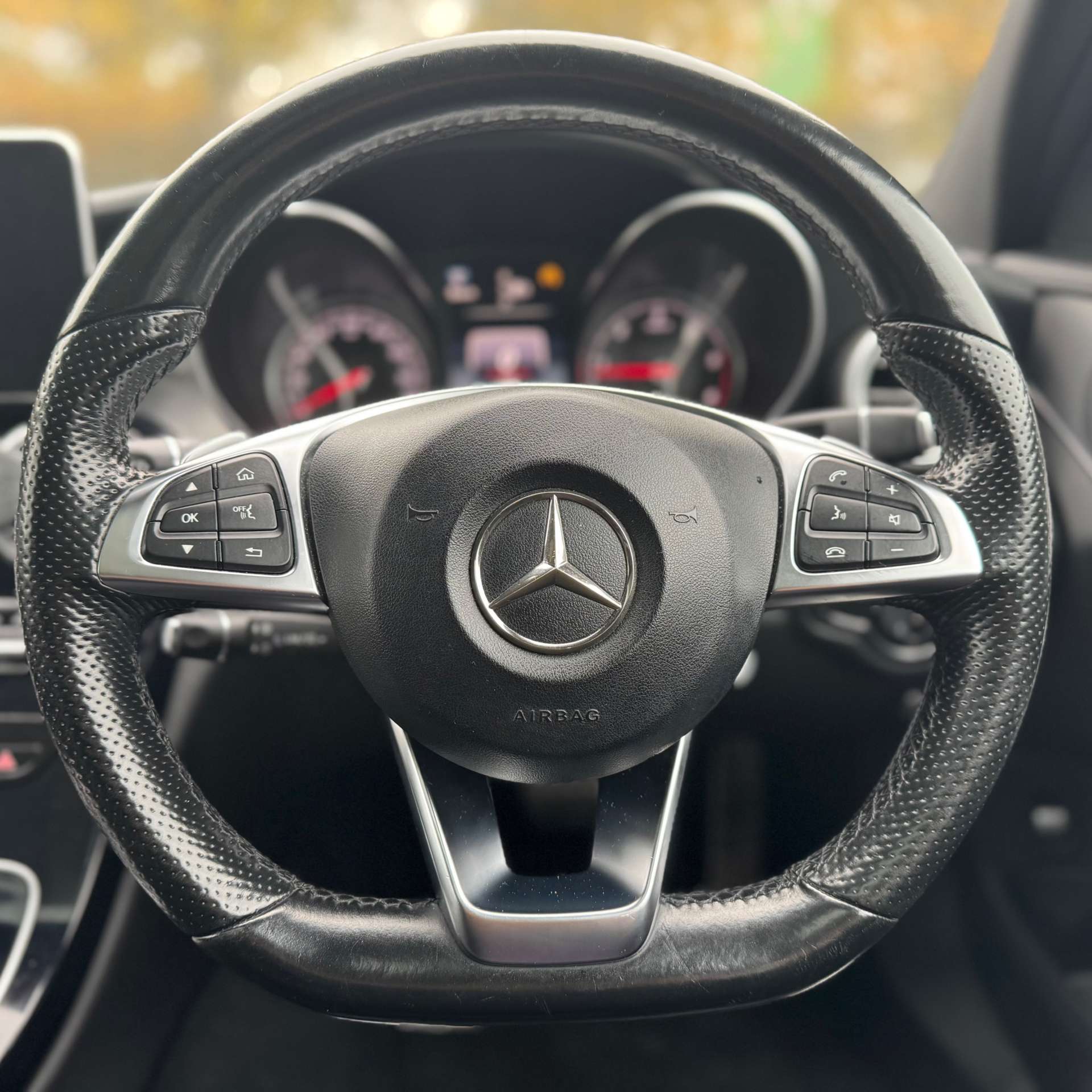 MERCEDES-BENZ C-CLASS 2.1 C220 AMG Line Premium+ Bluetec Auto 4dr #28