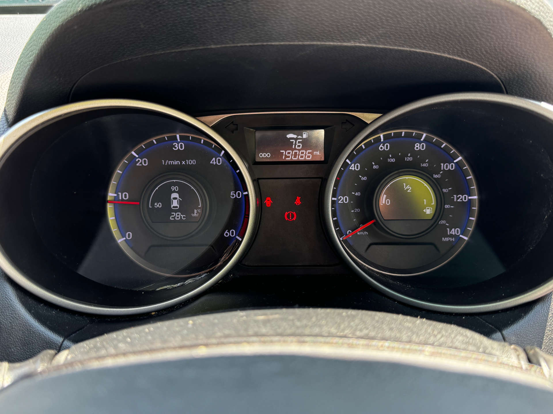 HYUNDAI IX35 1.7 ix35 SE Nav CRDi 5dr #12