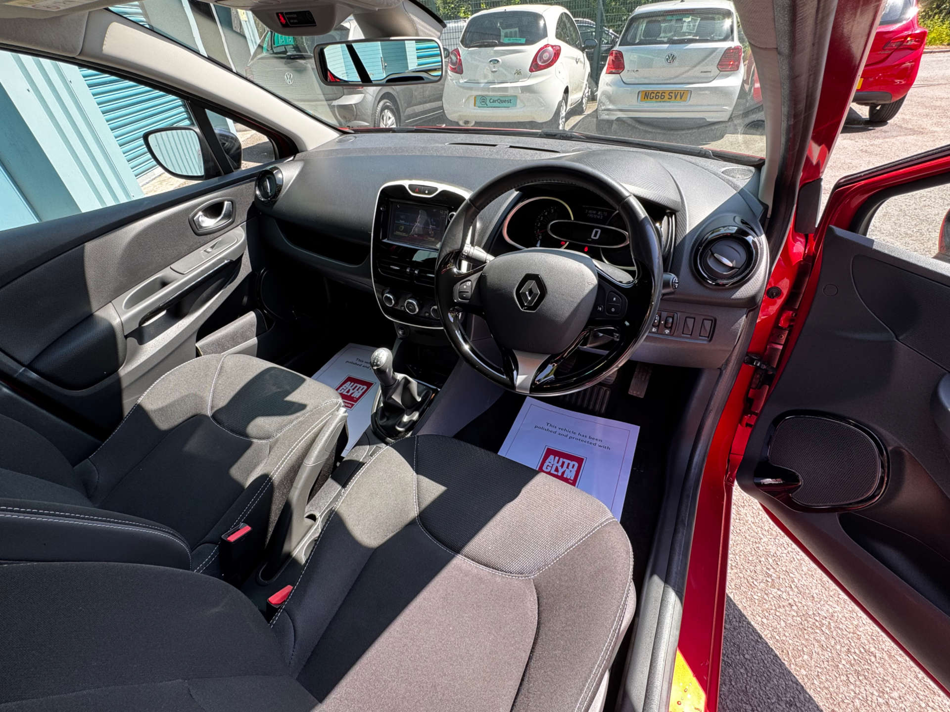 RENAULT CLIO 1.1 Clio Dynamique Nav 16v 5dr #11