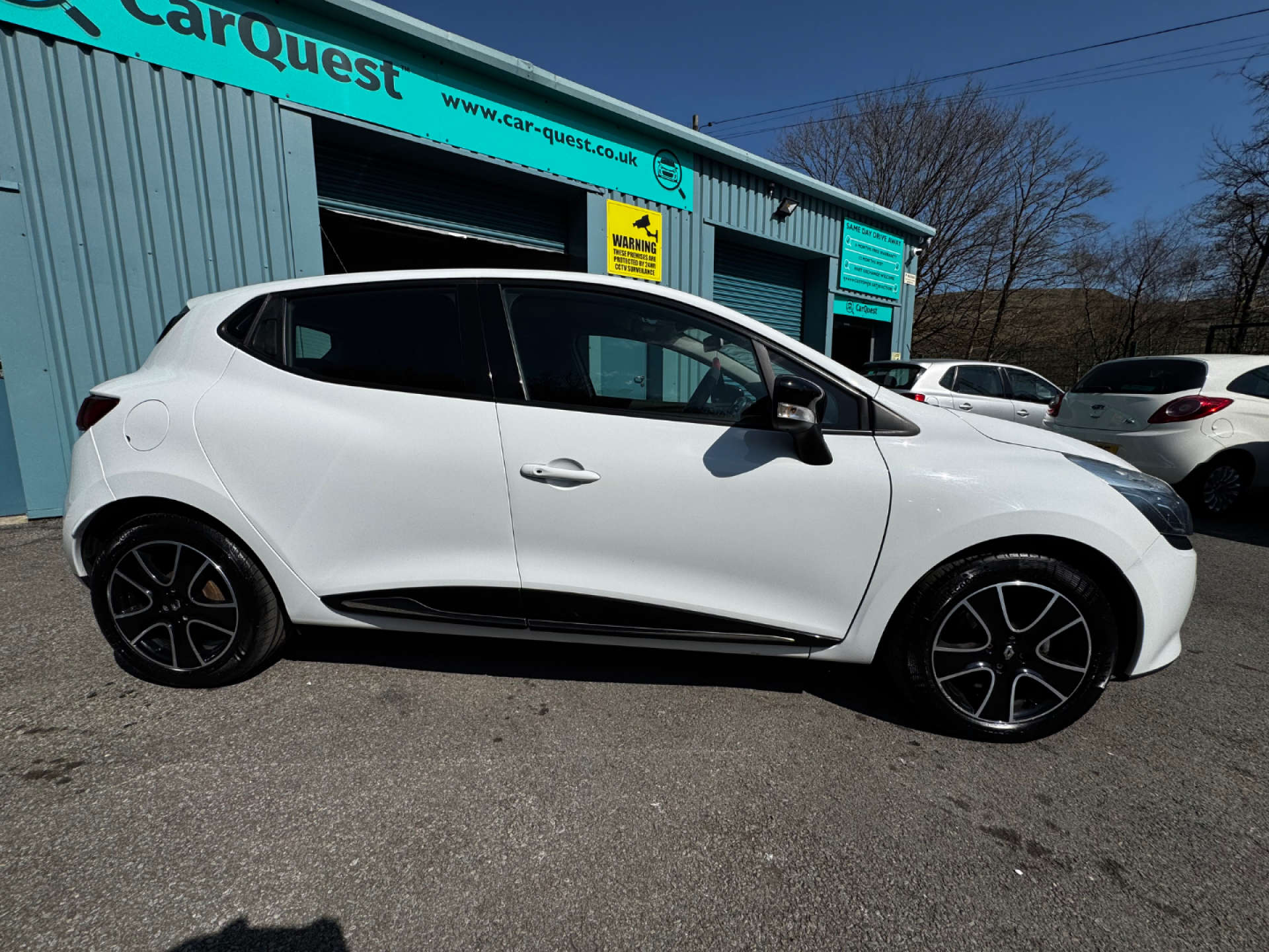 RENAULT CLIO 1.1 Clio Dynamique Nav 16v 5dr #9