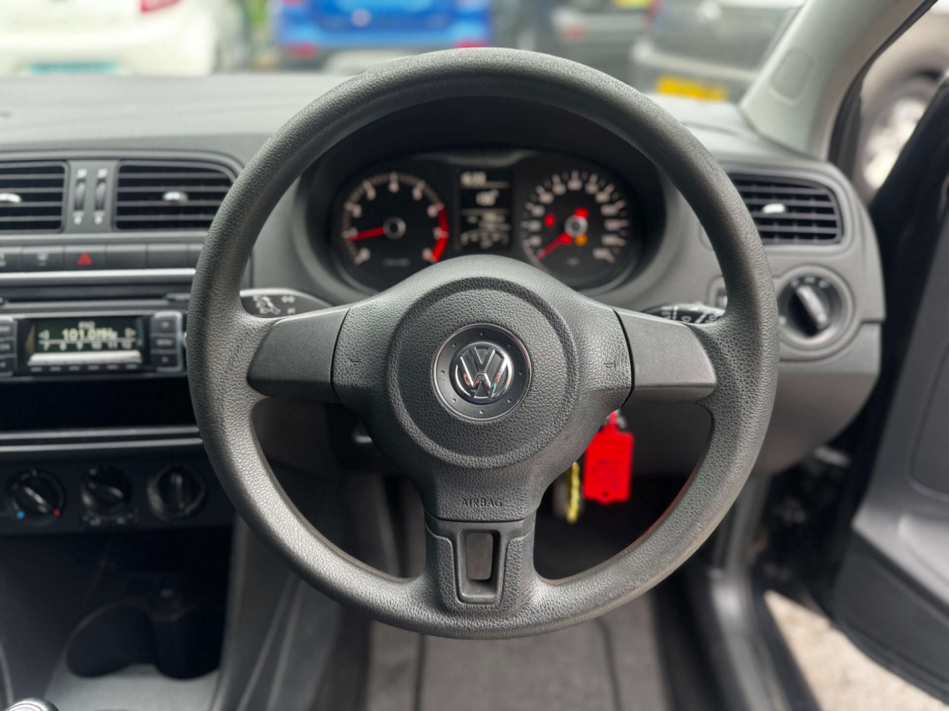 VOLKSWAGEN POLO 1.2 Polo S 60 5dr #11