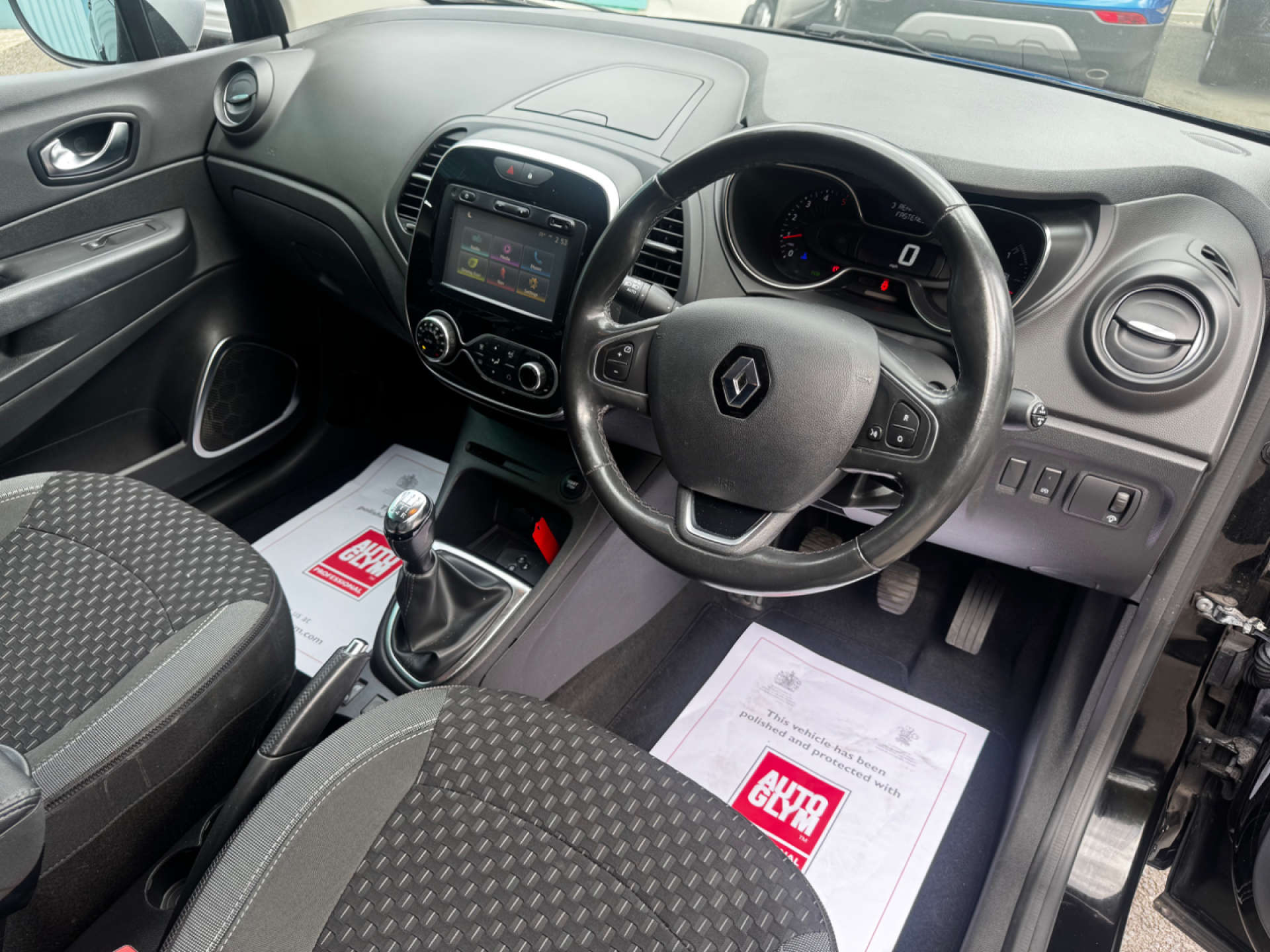 RENAULT CAPTUR 1.5 Captur Dynamique S Nav dCi 5dr #9