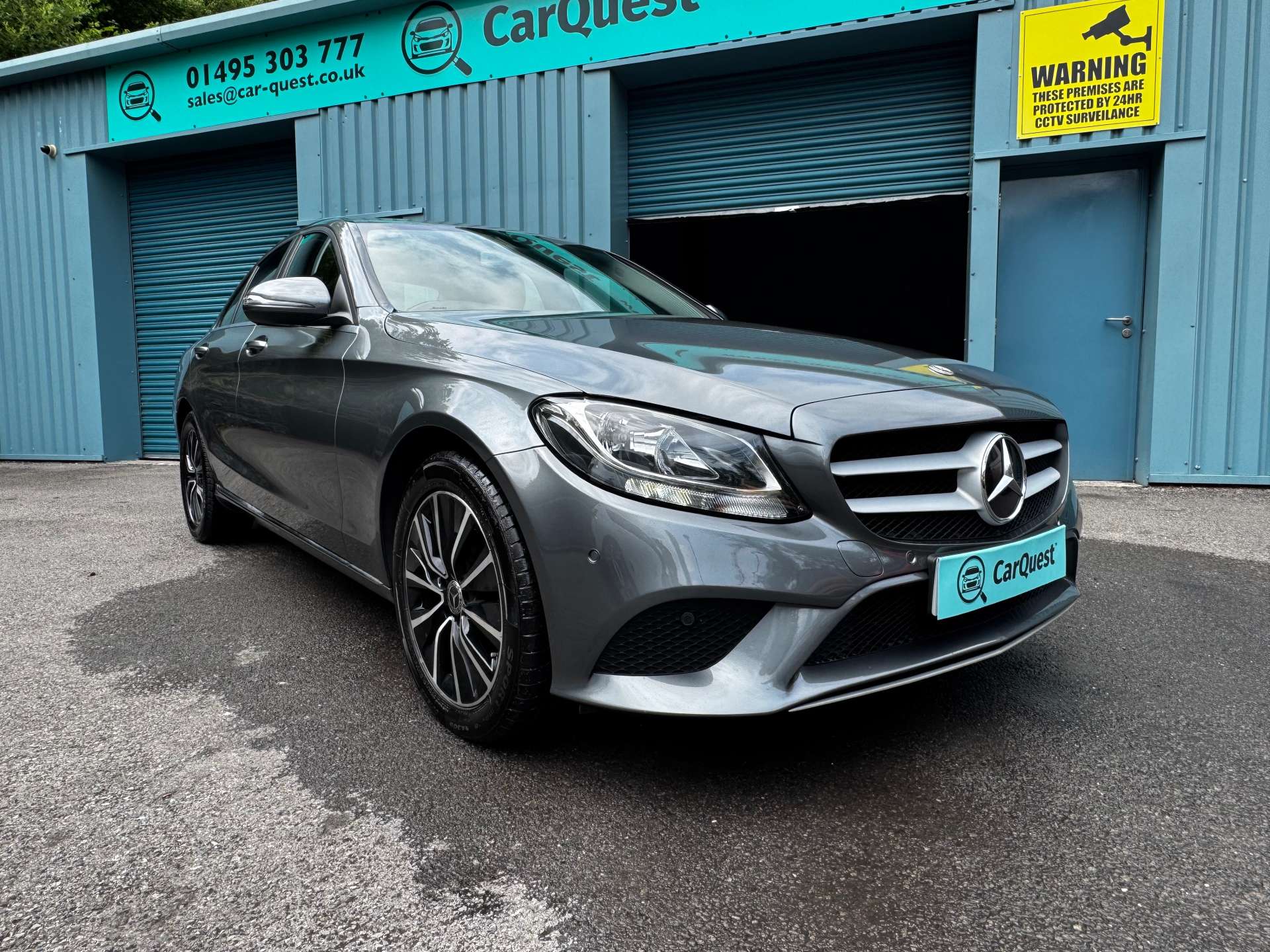 MERCEDES-BENZ C-CLASS 1.6 C 200 SE D 4dr #2