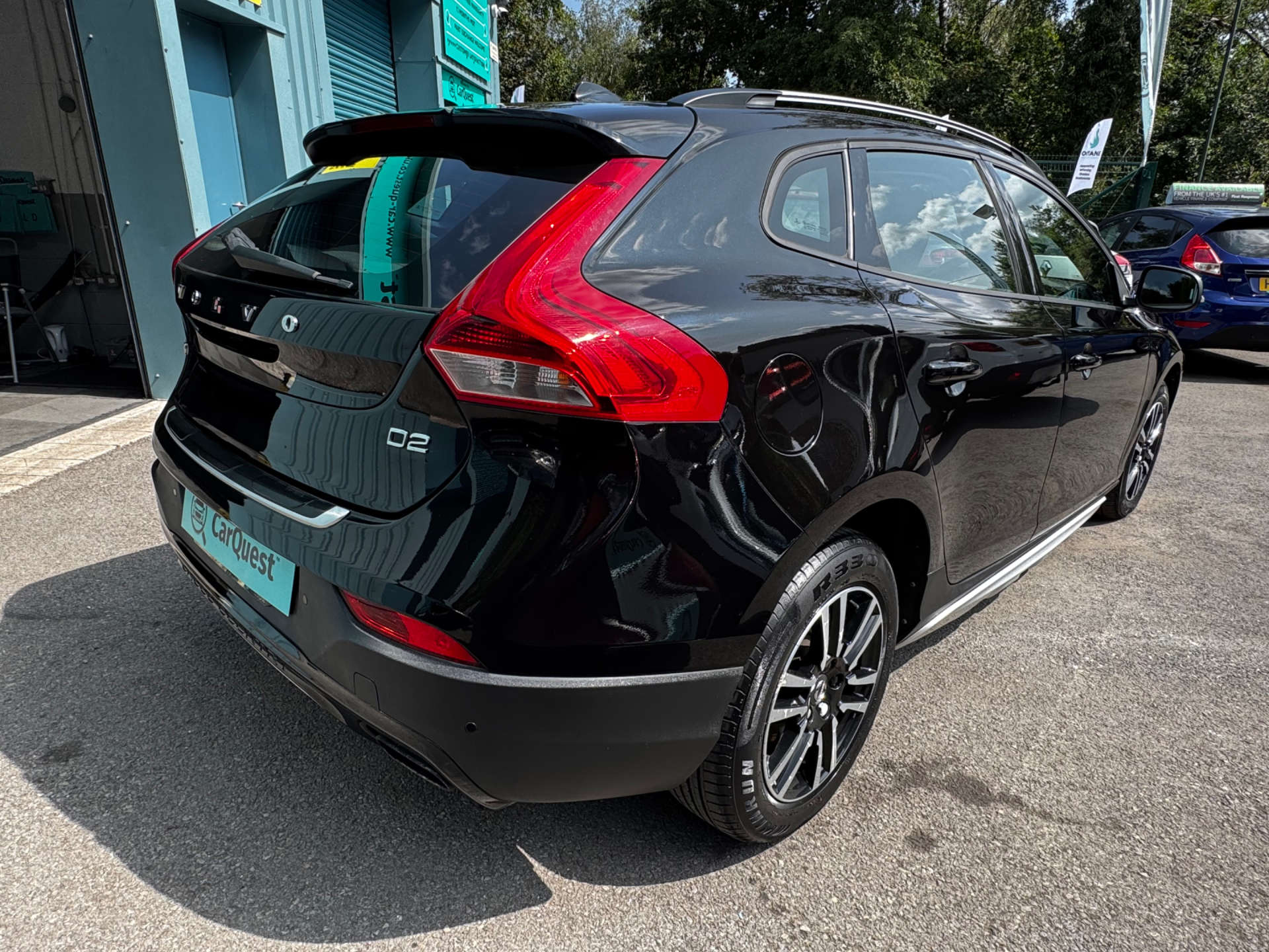 VOLVO V40 2.0 V40 Cross Country Nav+ D2 5dr #6