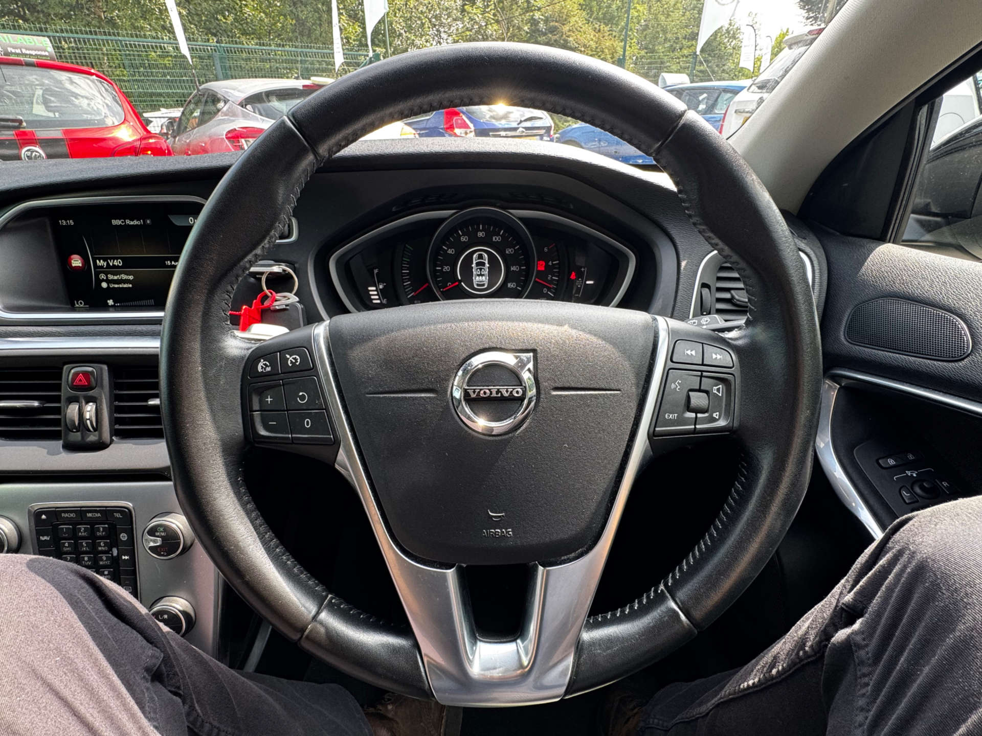 VOLVO V40 2.0 V40 Cross Country Nav+ D2 5dr #10