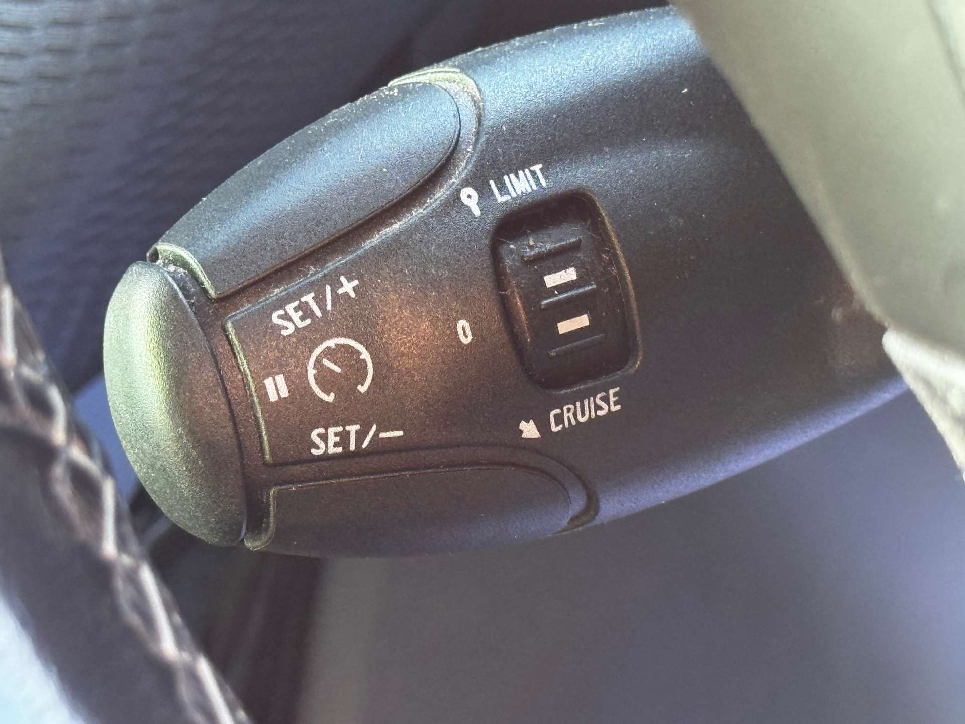 PEUGEOT 2008 1.2 2008 Allure 5dr #16