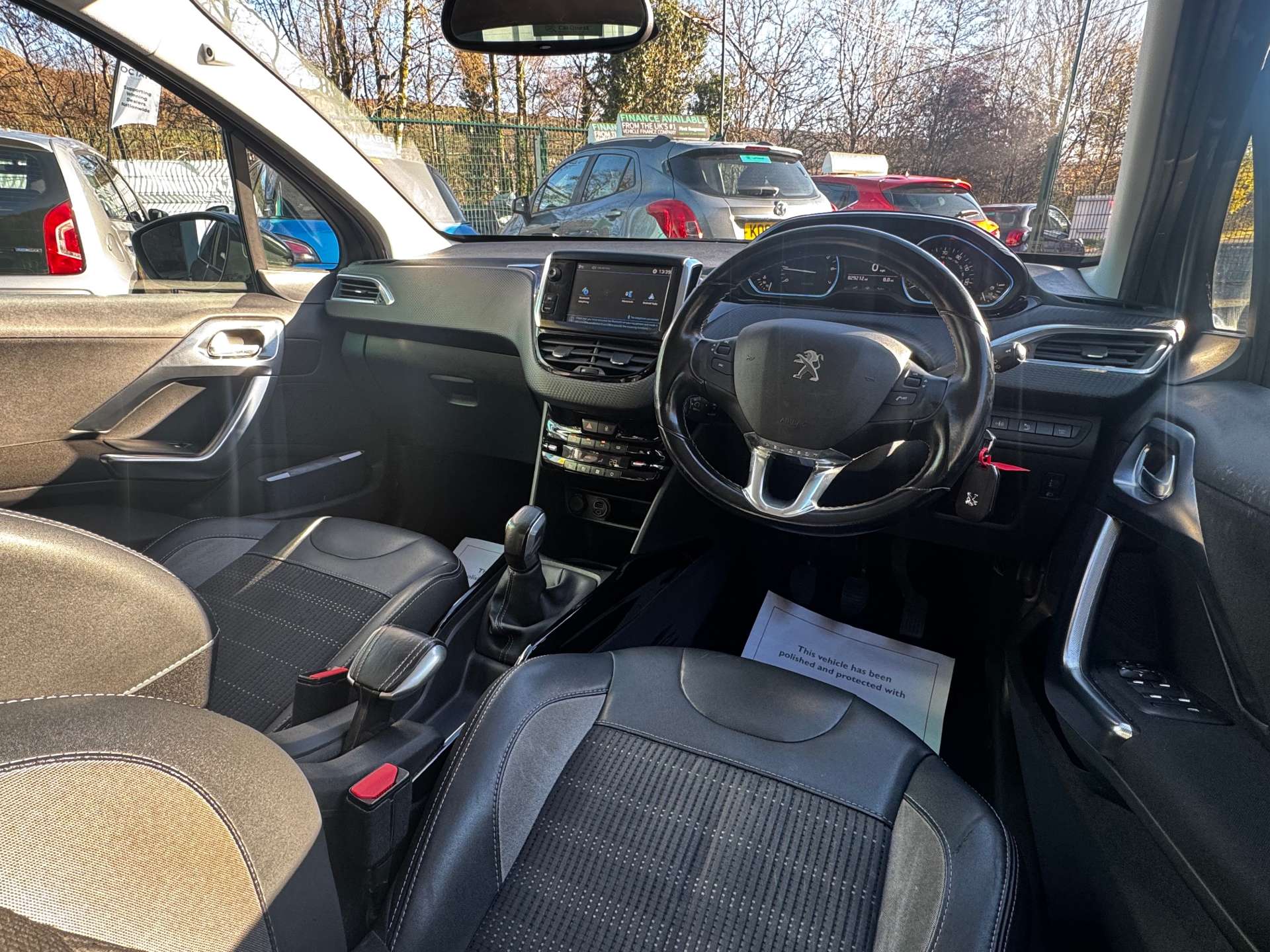 PEUGEOT 2008 1.2 2008 Allure 5dr #9