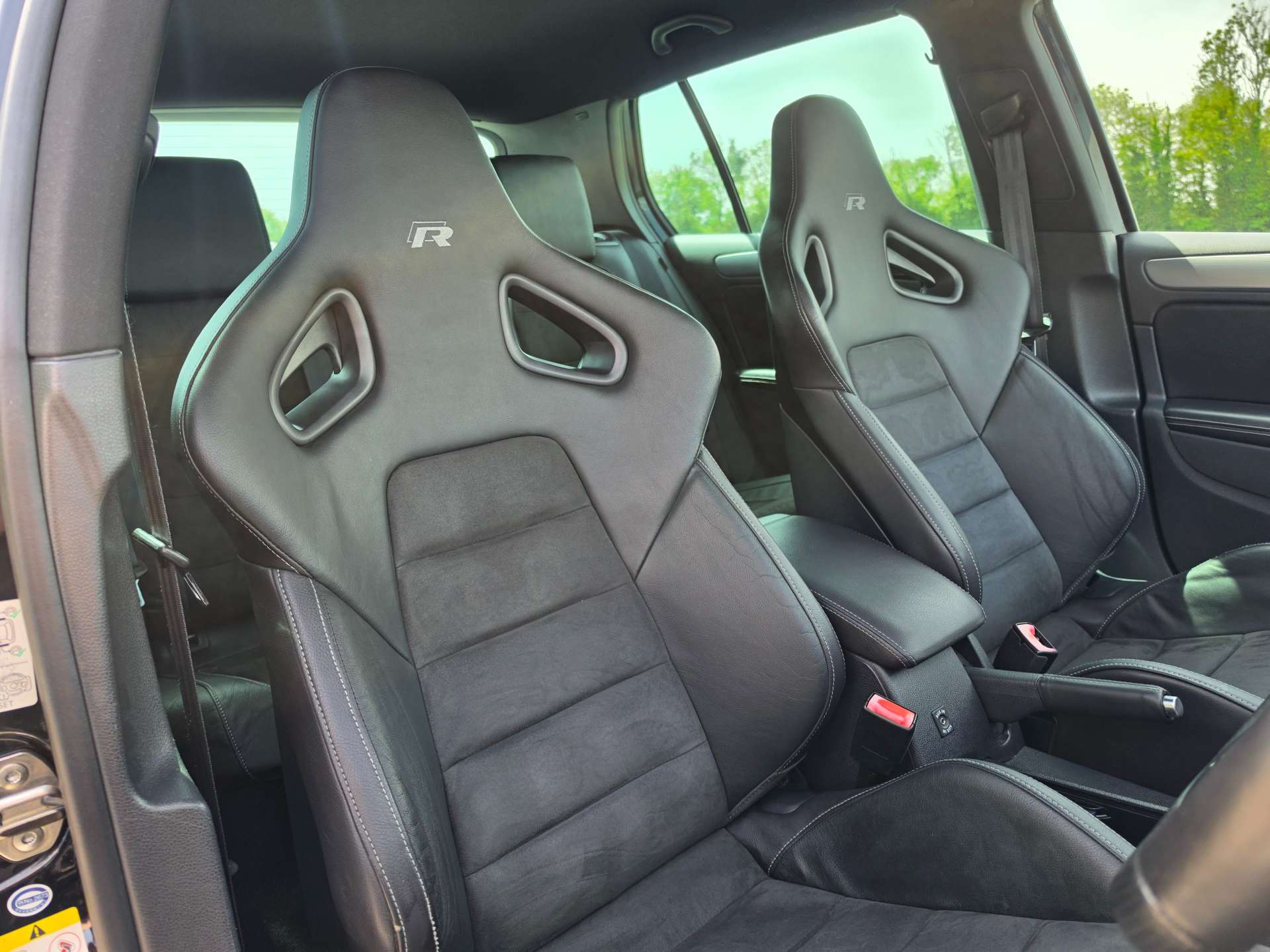 VOLKSWAGEN GOLF TSI R (Leather) DSG 4Motion Euro 5 5dr #1