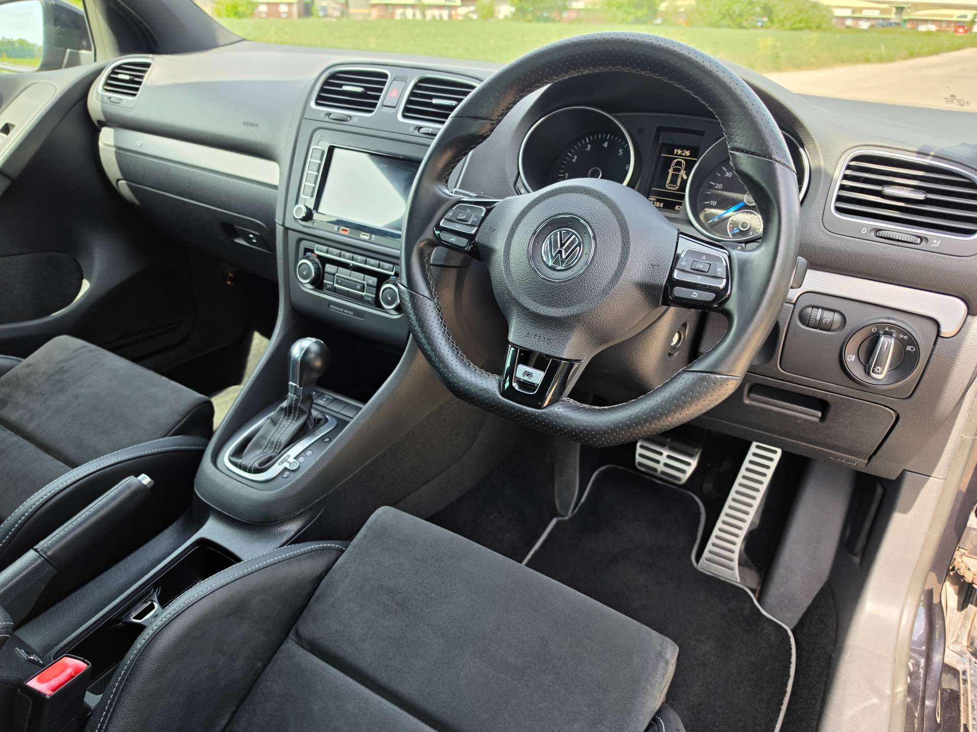 VOLKSWAGEN GOLF TSI R (Leather) DSG 4Motion Euro 5 5dr #10
