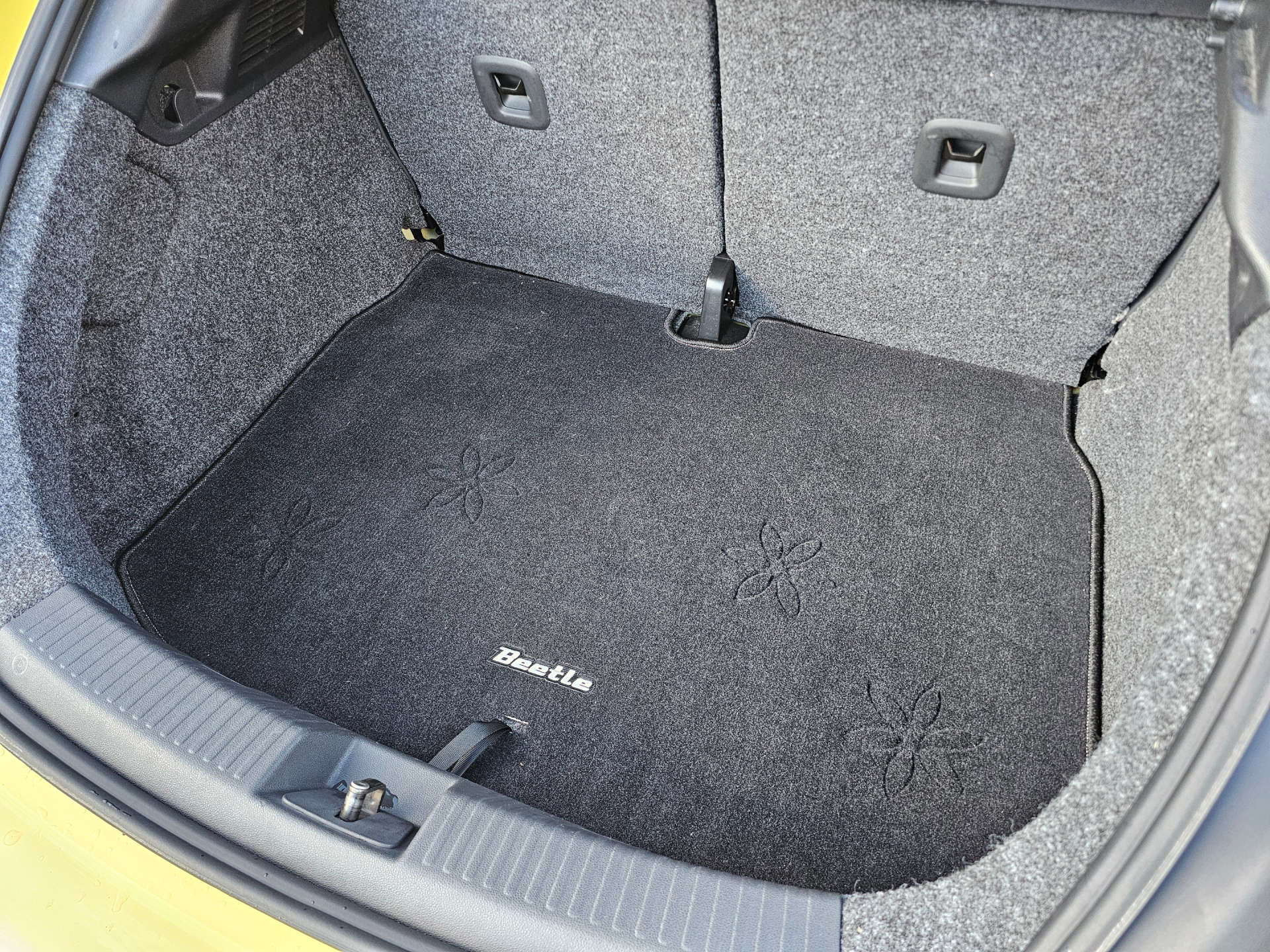 VOLKSWAGEN BEETLE 1.2 TSI Design DSG Euro 5 3dr #23