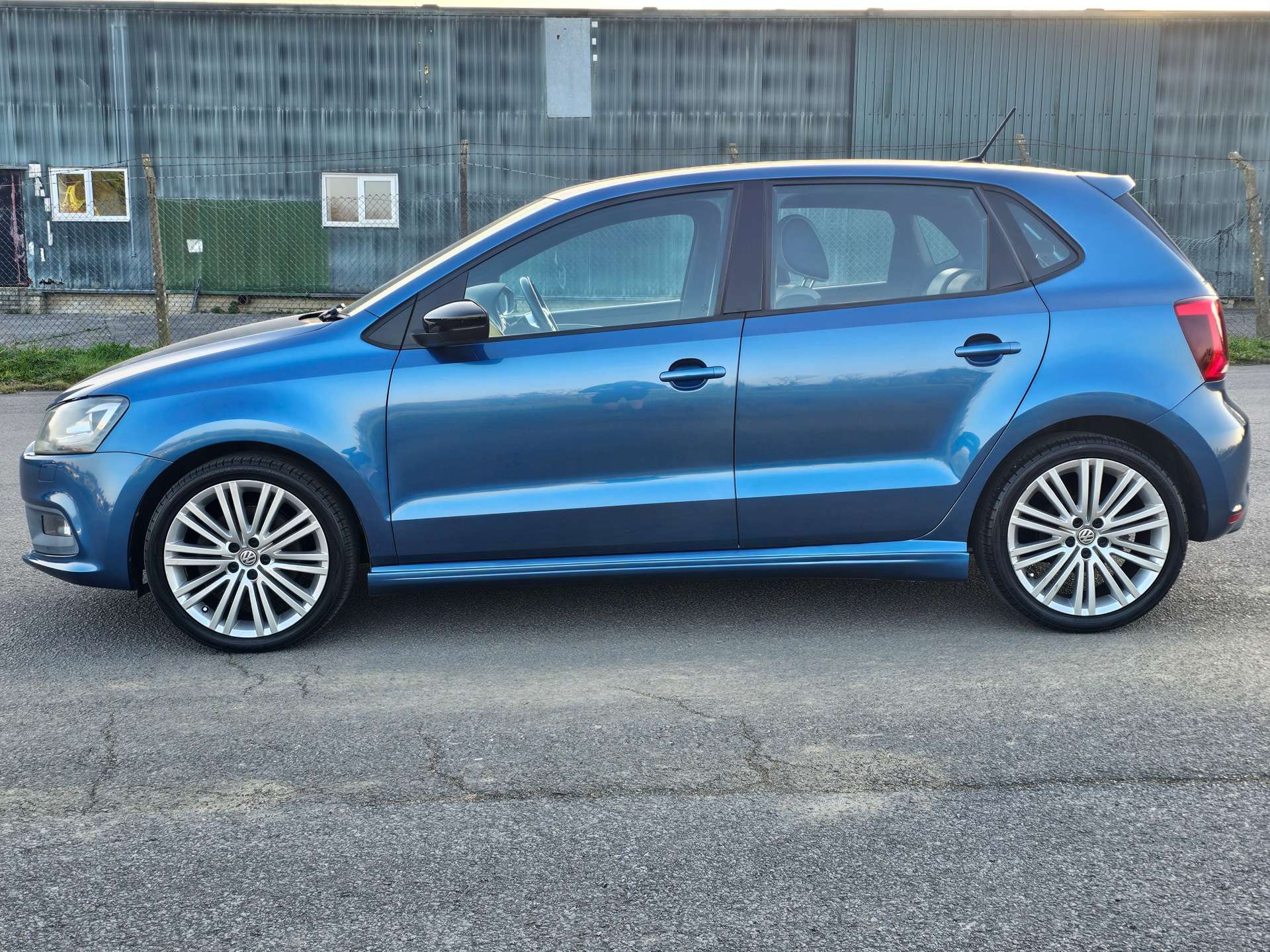 VOLKSWAGEN POLO BLUE GT #7