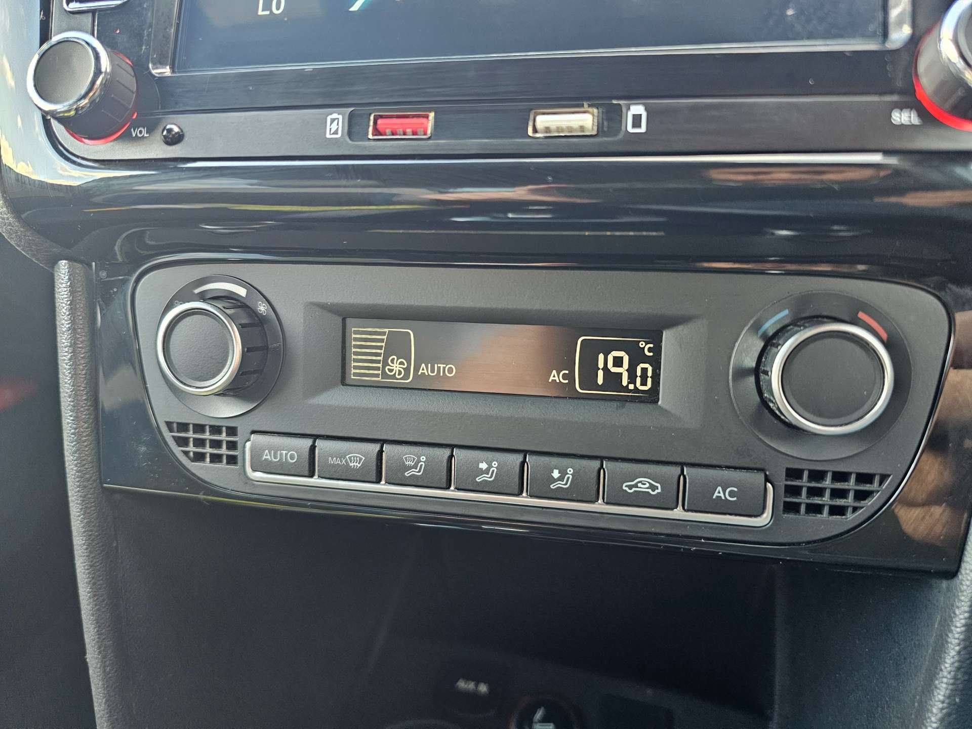 VOLKSWAGEN POLO 1.4 TSI BlueMotion Tech ACT BlueGT Hatchback 5dr Petrol DSG Euro 6 (s/s) (150 ps) #15