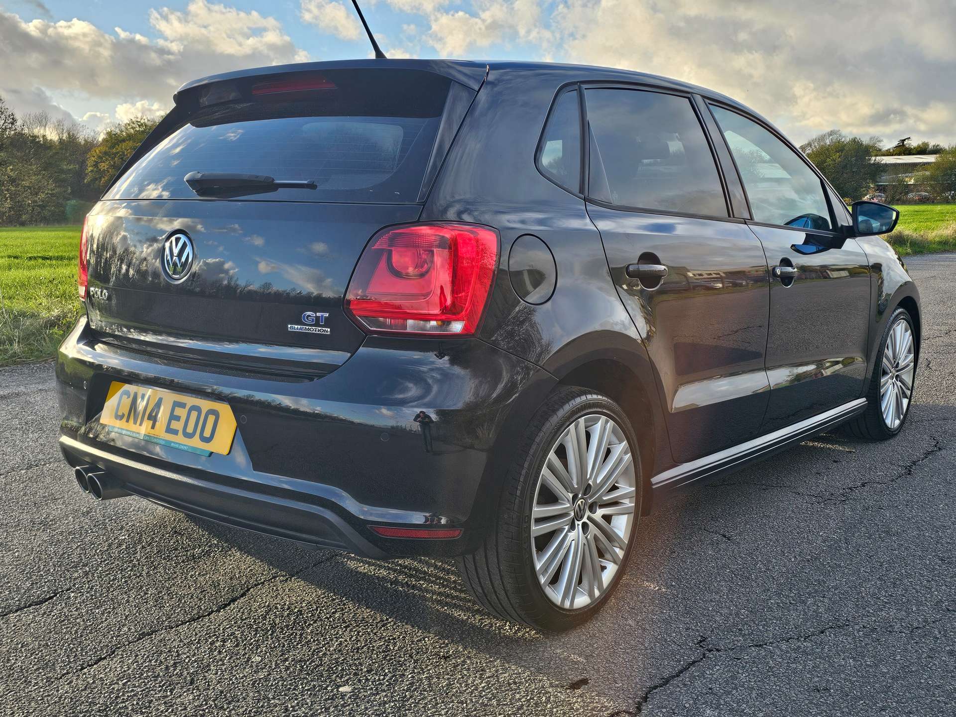 VOLKSWAGEN POLO 1.4 TSI BlueMotion Tech ACT BlueGT Hatchback 5dr Petrol DSG Euro 6 (s/s) (150 ps) #4