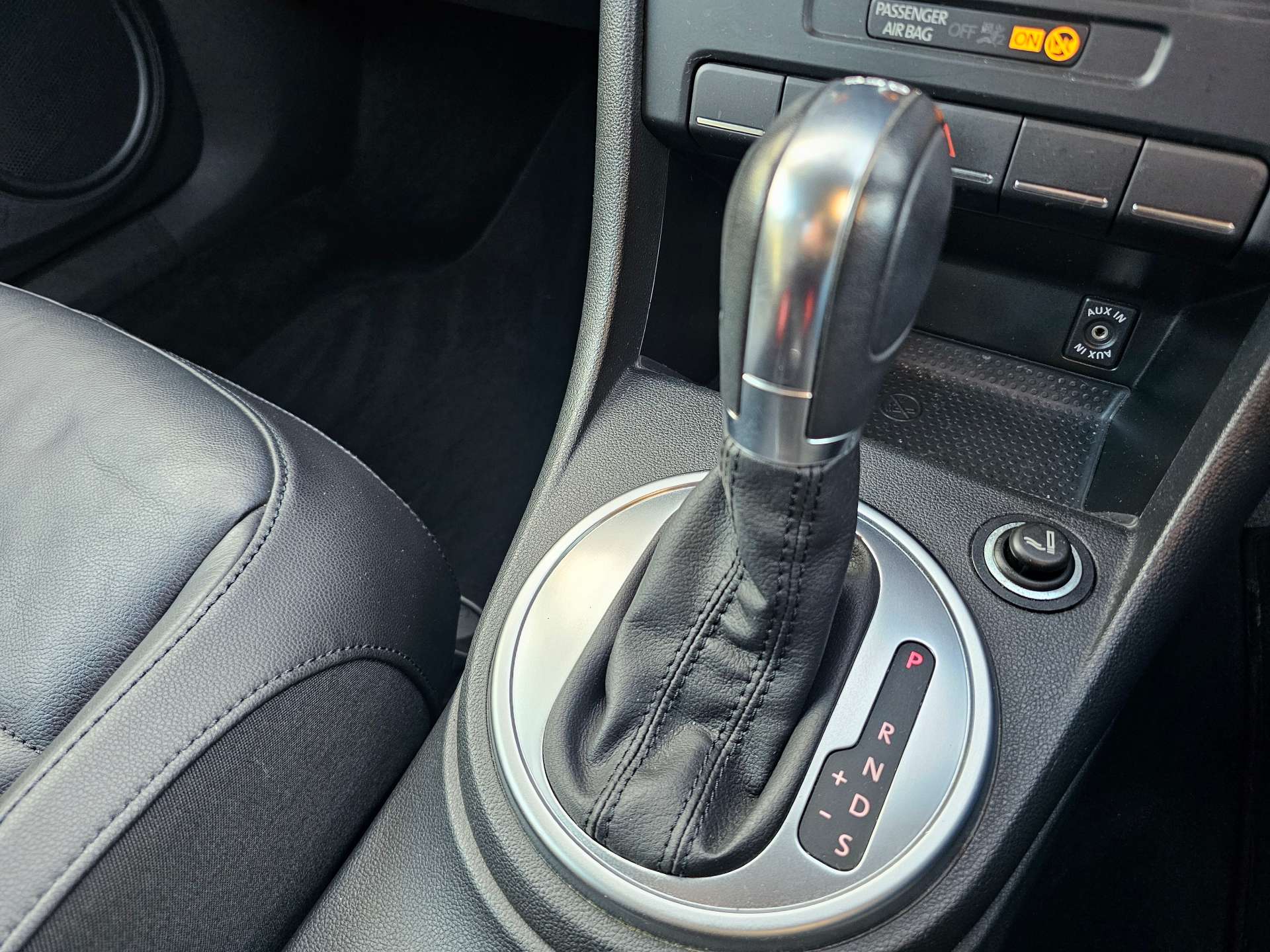 VOLKSWAGEN BEETLE 1.2 TSI Design Hatchback 3dr Petrol DSG Euro 5 (105 ps) #13