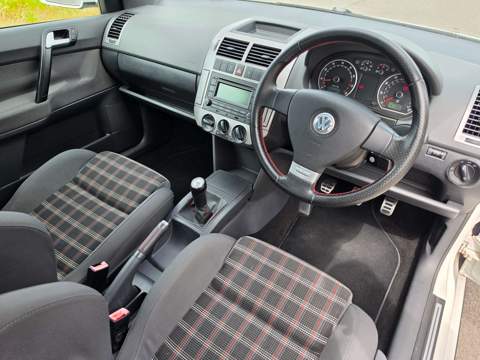 VOLKSWAGEN POLO 1.8T GTI 3dr #9
