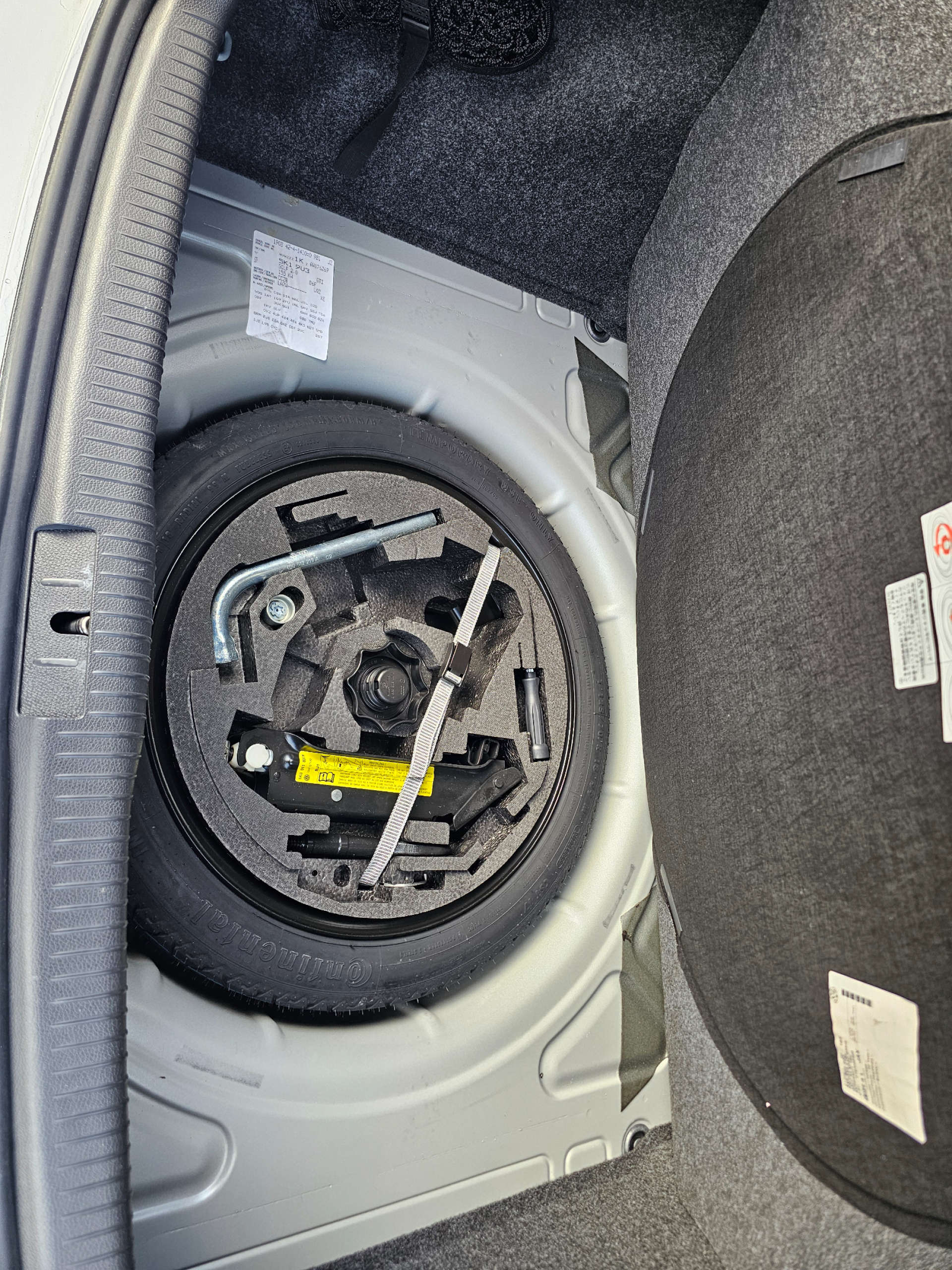 VOLKSWAGEN GOLF 2.0 TSI GTI DSG Euro 5 5dr #25