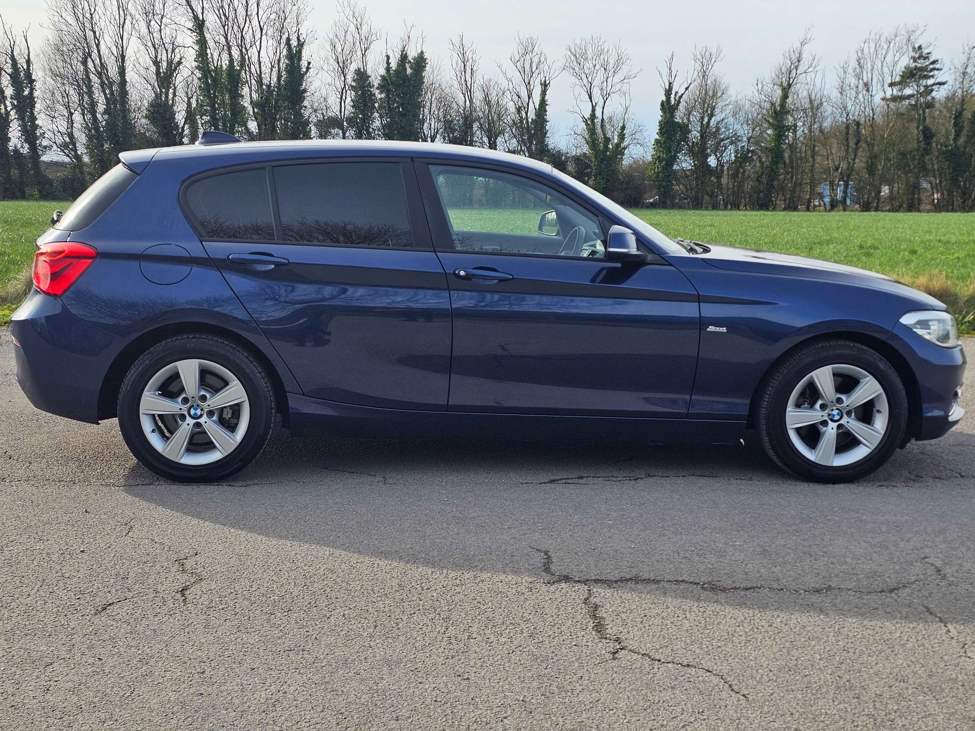 BMW 1 SERIES 1.5 118i Sport Auto Euro 6 (s/s) 5dr #3