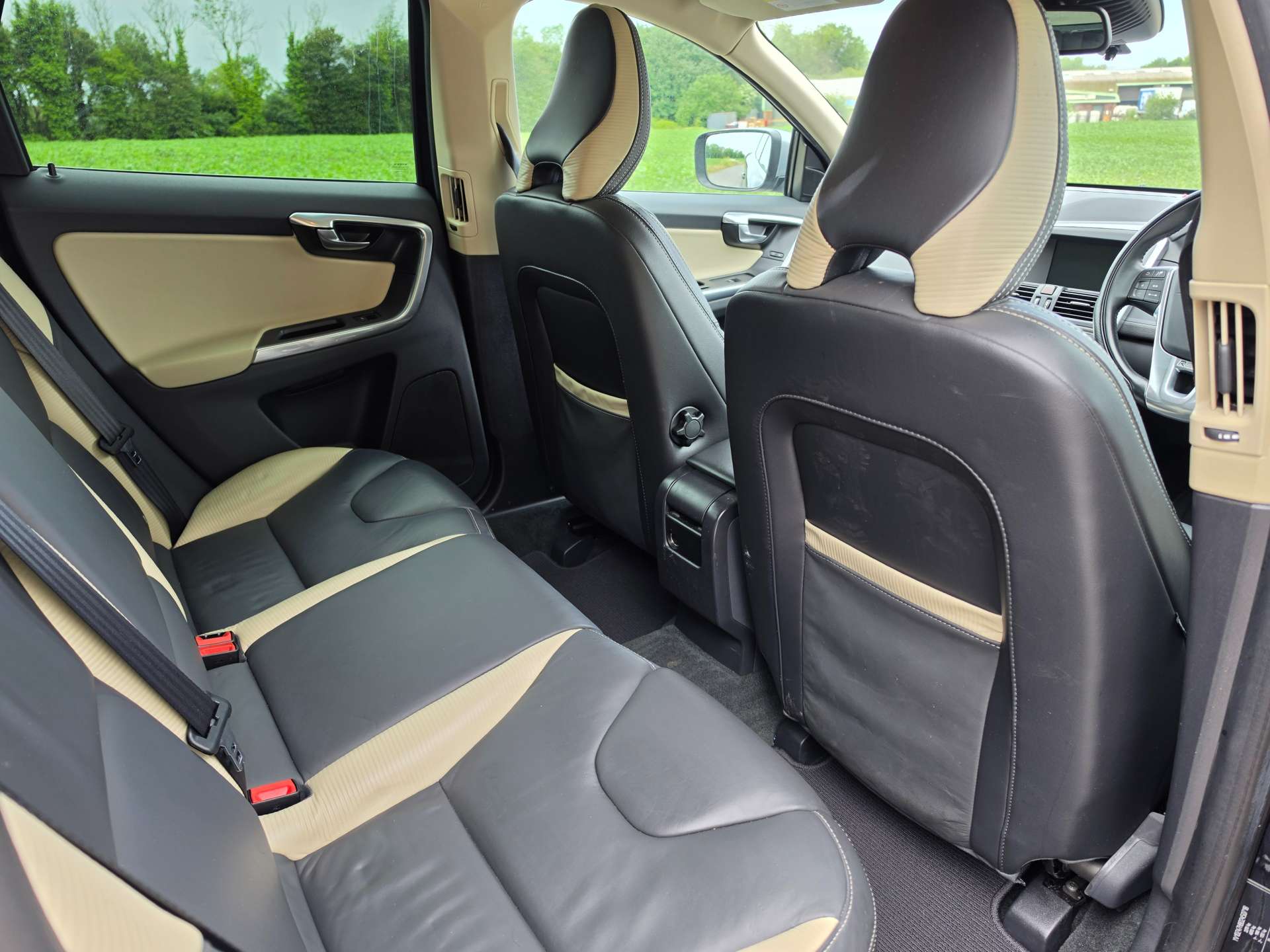 VOLVO XC60 2.0 T5 R-Design Premium Powershift Euro 5 5dr #21