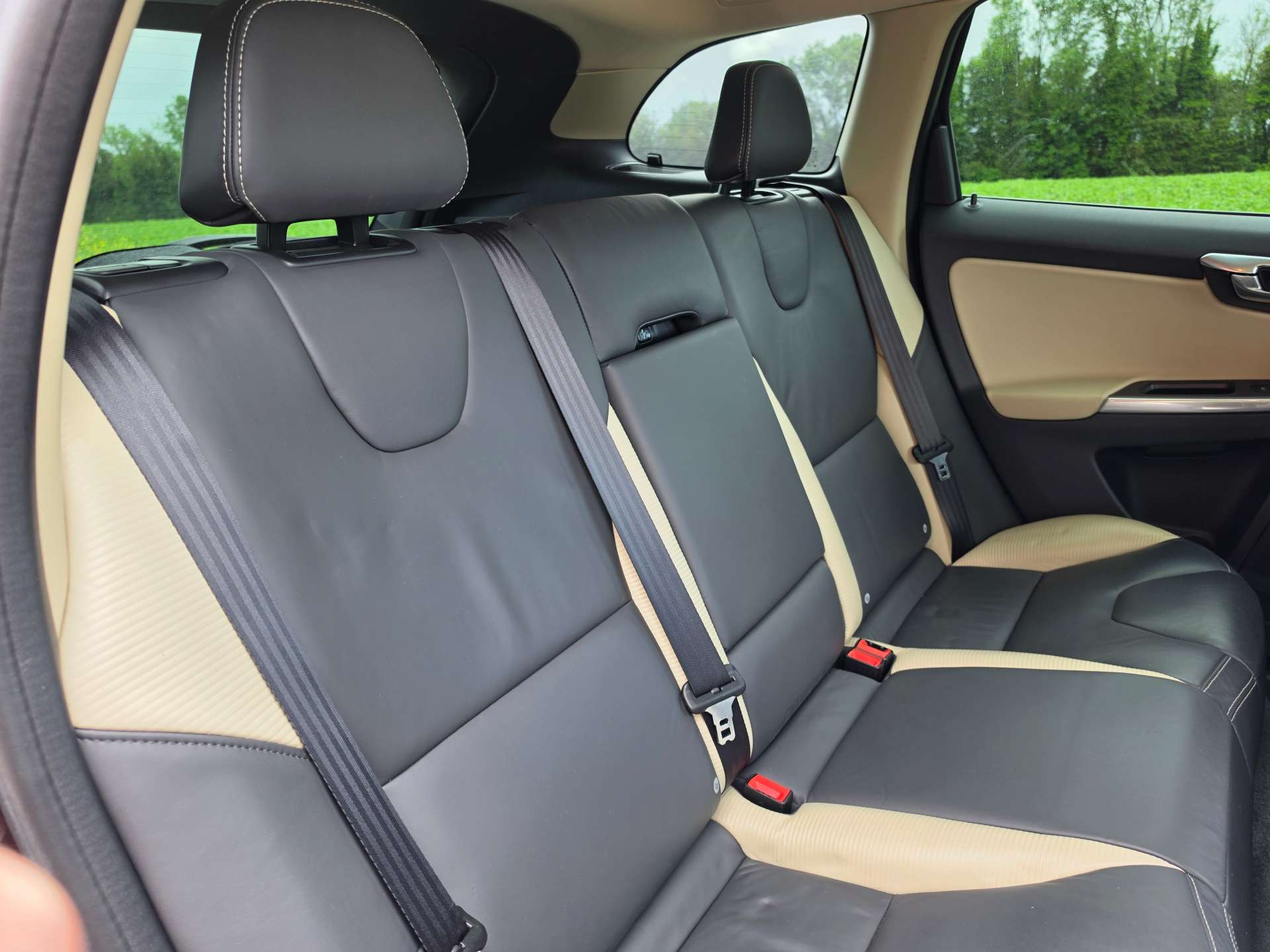 VOLVO XC60 2.0 T5 R-Design Premium Powershift Euro 5 5dr #22