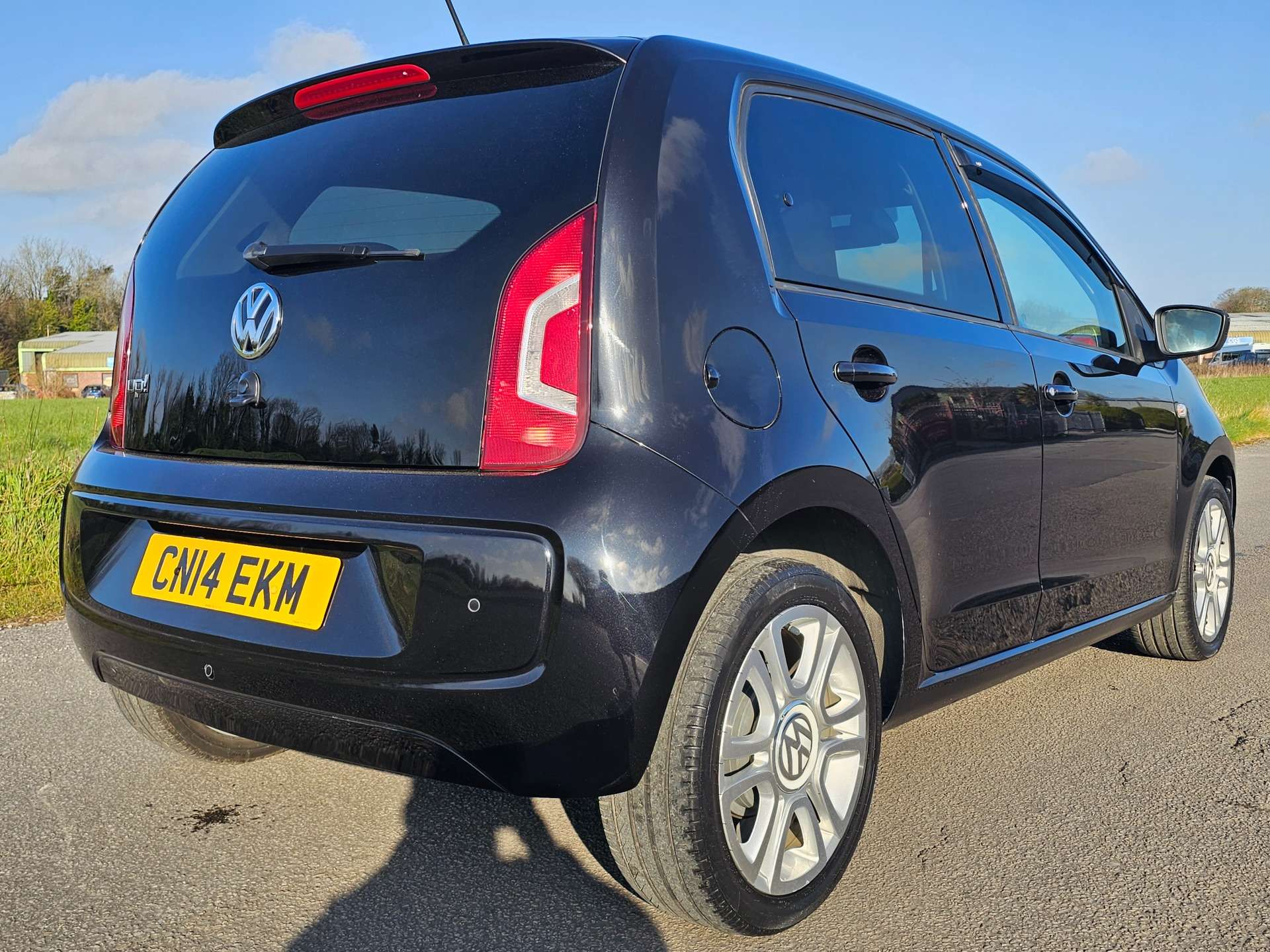 VOLKSWAGEN UP ORANGE UP! #4