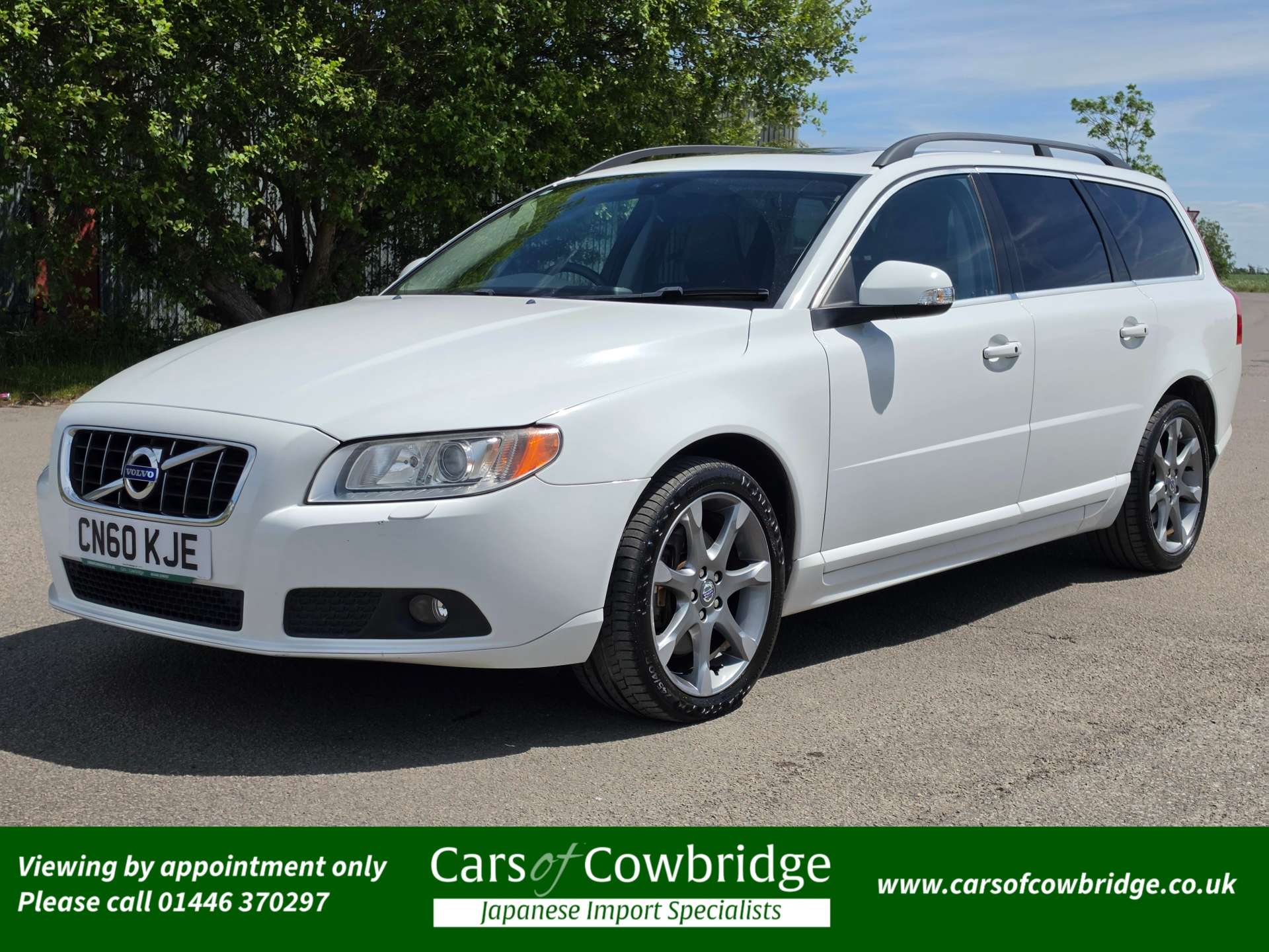 VOLVO V70 2.5T SE Lux Geartronic Euro 5 5dr #0