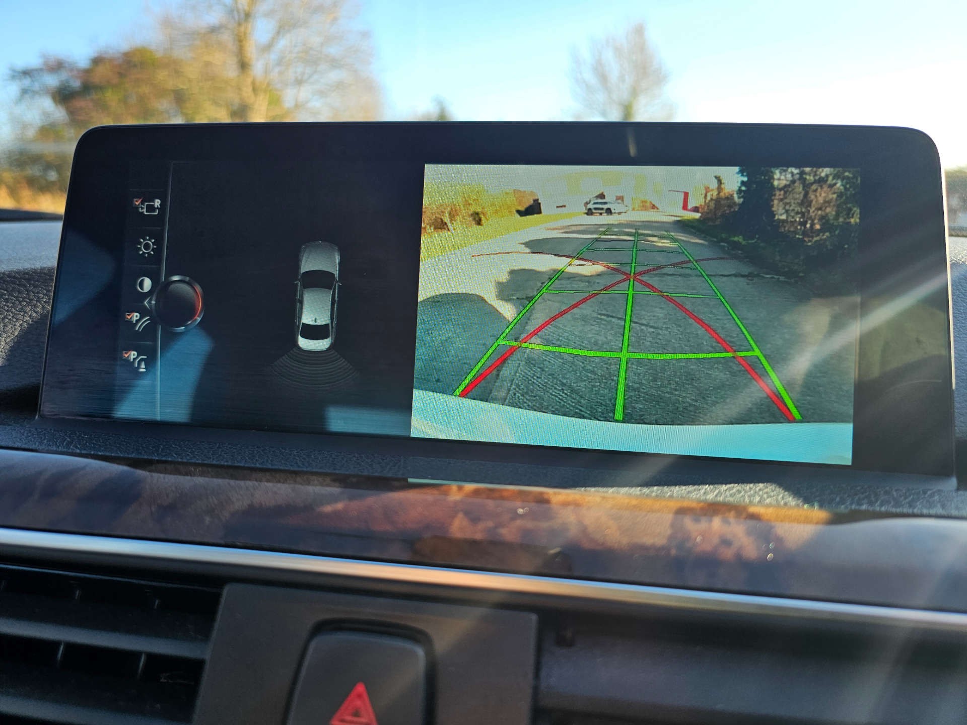 BMW 3 SERIES 1.5 318i Luxury Auto Euro 6 (s/s) 4dr #21