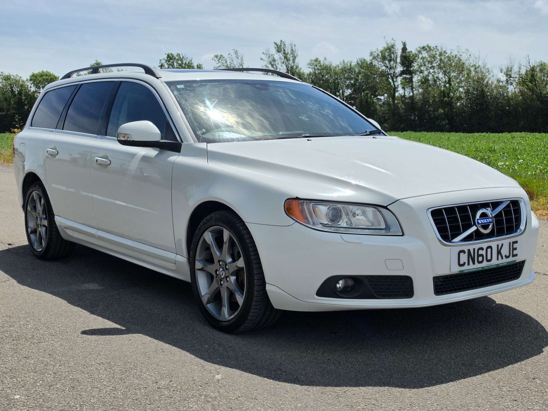 VOLVO V70 2.5T SE Lux Geartronic Euro 5 5dr #3