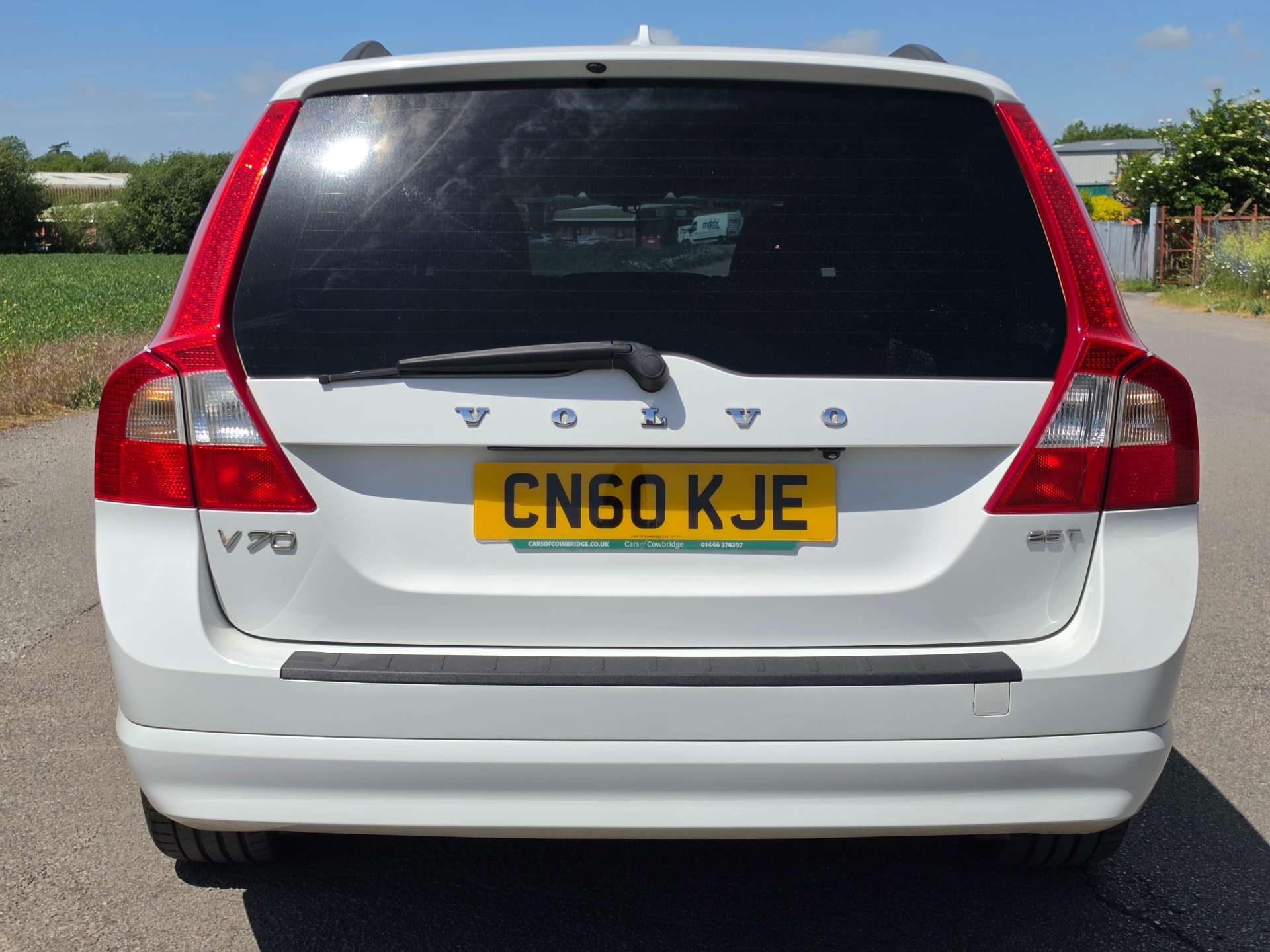 VOLVO V70 2.5T SE Lux Geartronic Euro 5 5dr #6
