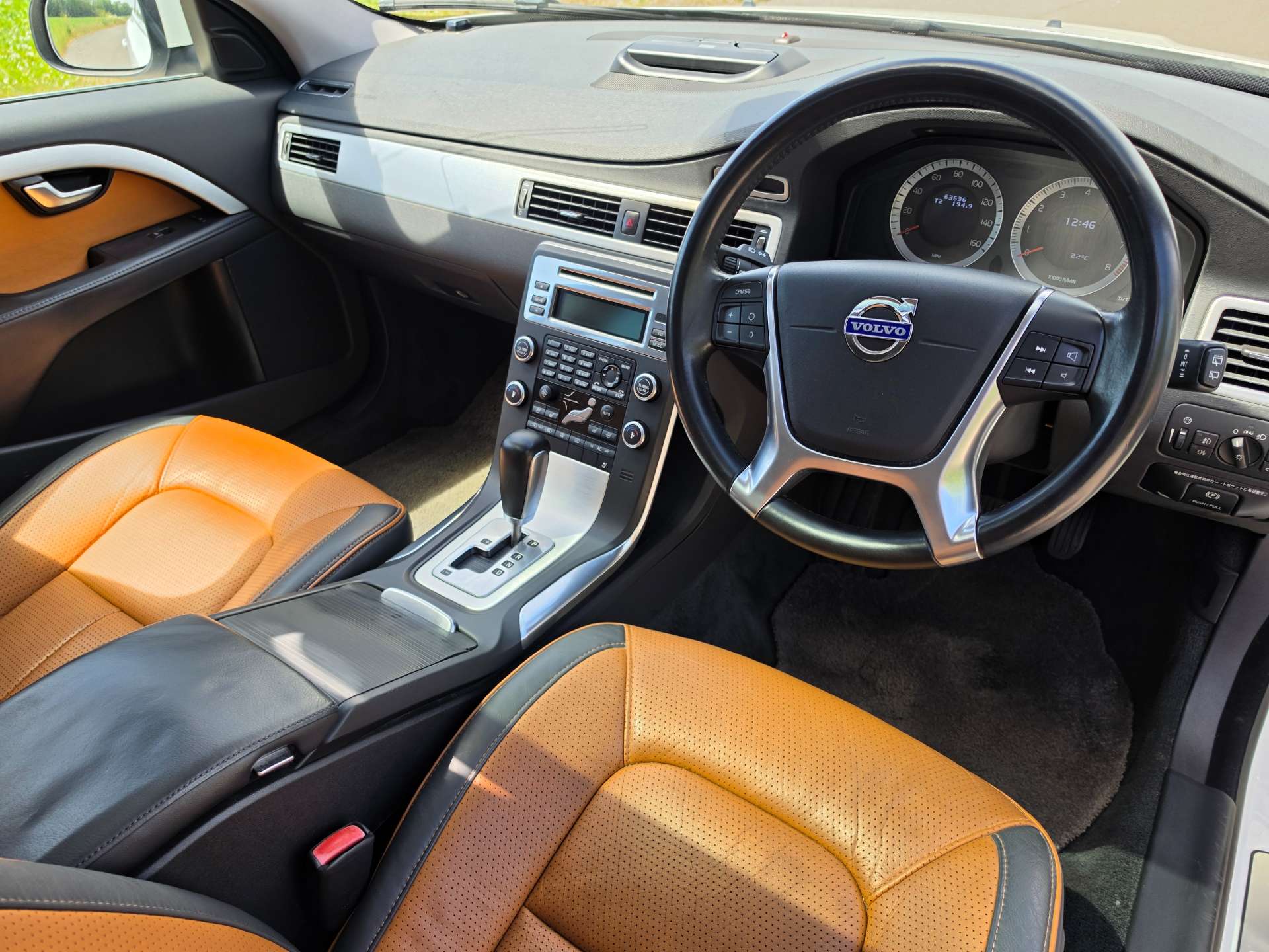 VOLVO V70 2.5T SE Lux Geartronic Euro 5 5dr #9