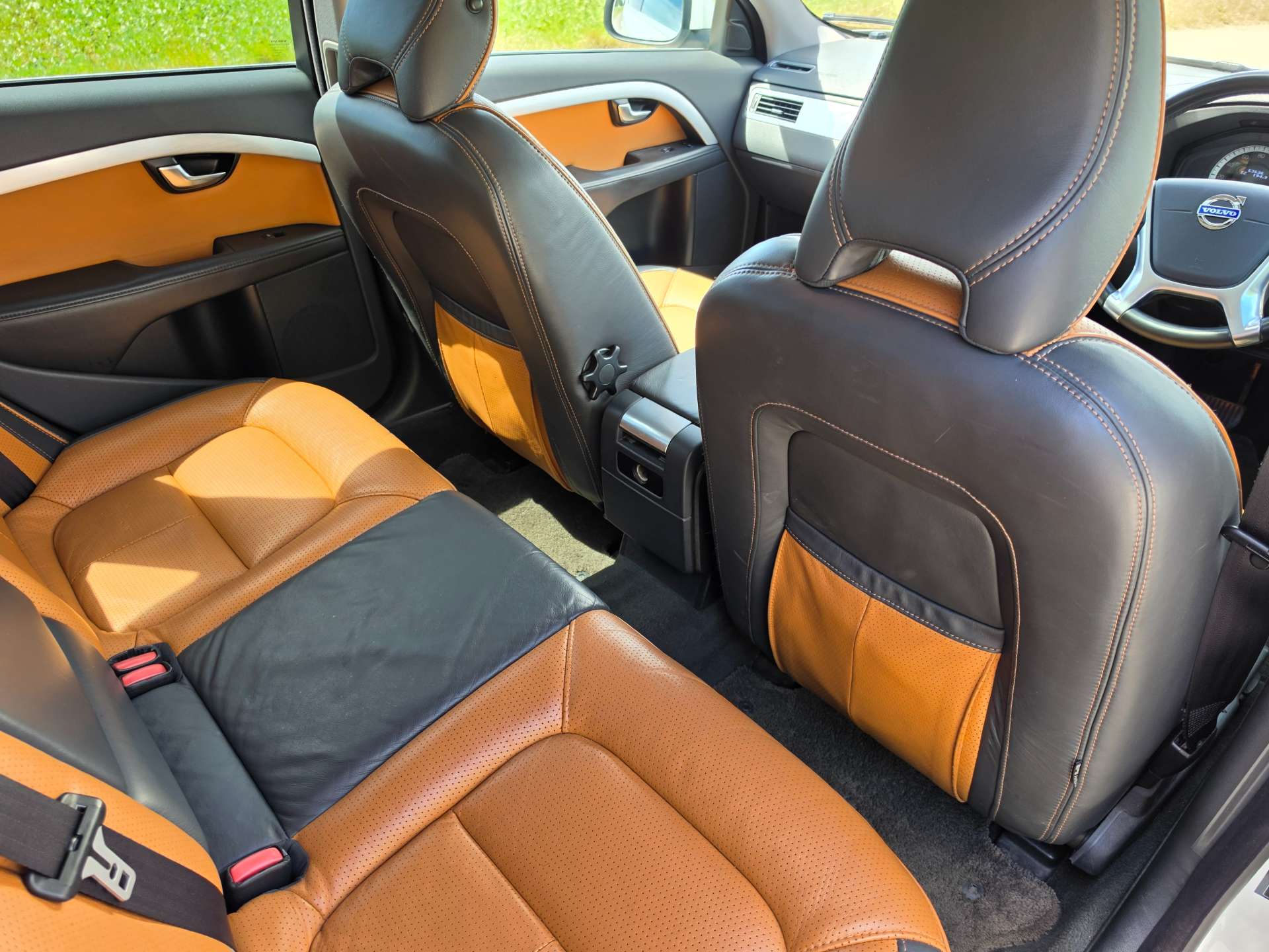 VOLVO V70 2.5T SE Lux Geartronic Euro 5 5dr #17