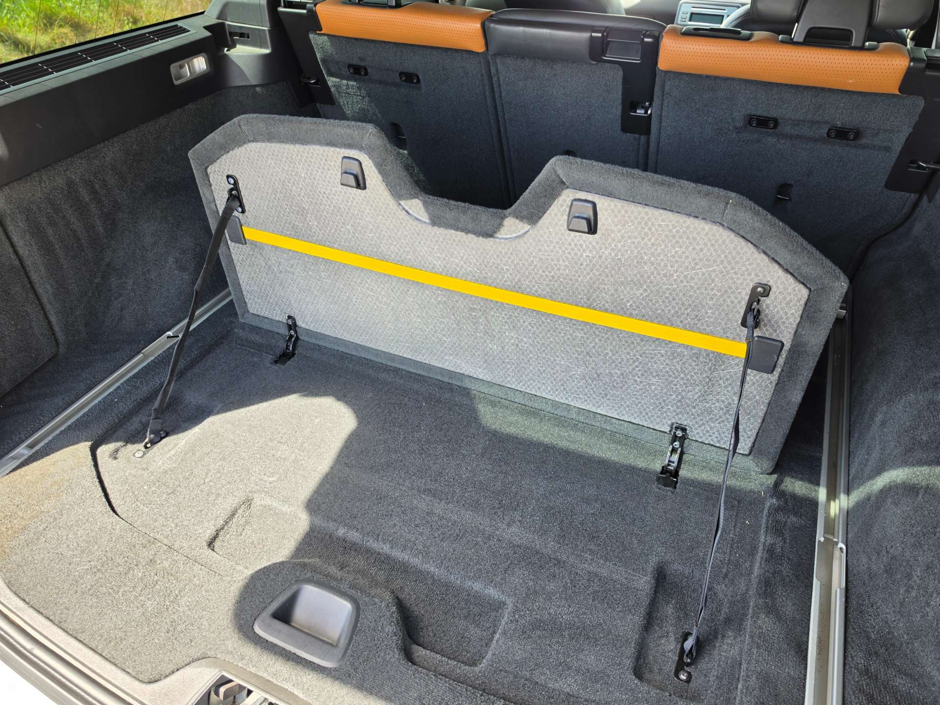 VOLVO V70 2.5T SE Lux Geartronic Euro 5 5dr #23