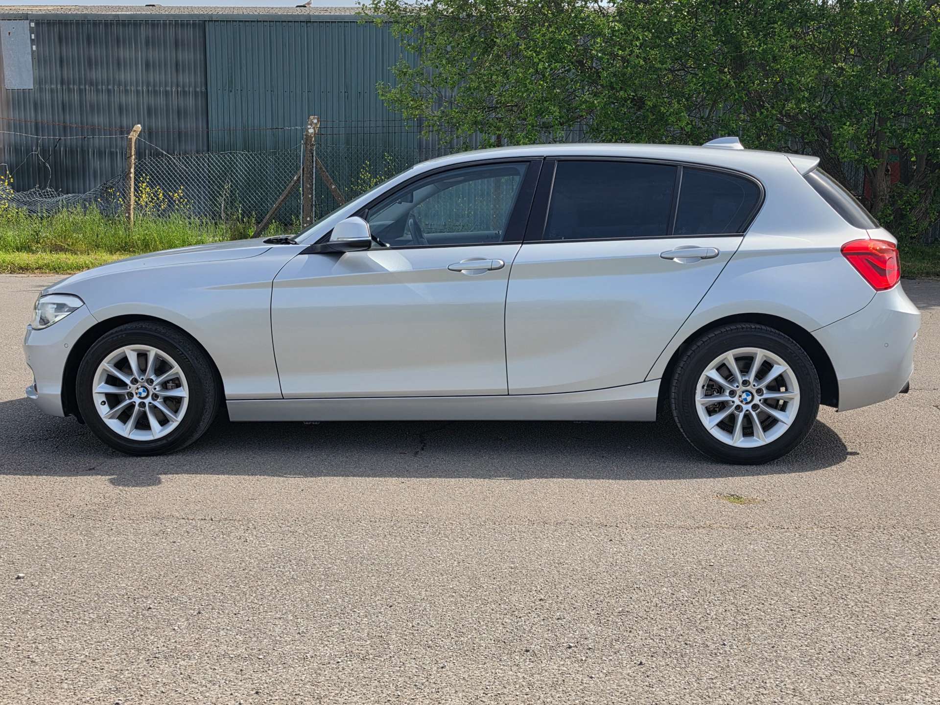 BMW 118I 1.5 Sport Auto Euro 6 (s/s) 5dr #9
