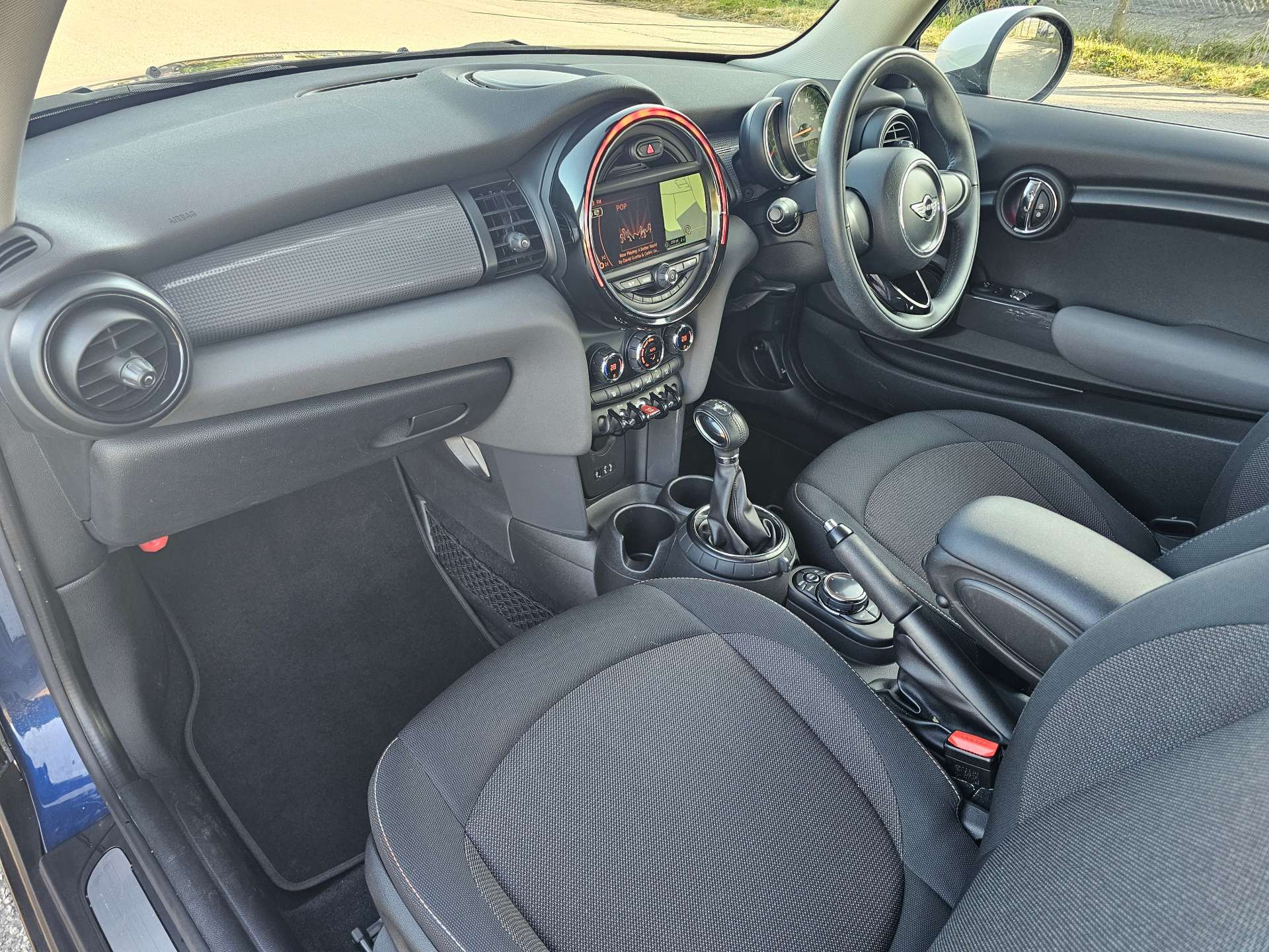 MINI HATCH 1.5 Cooper Auto Euro 6 (s/s) 3dr #10