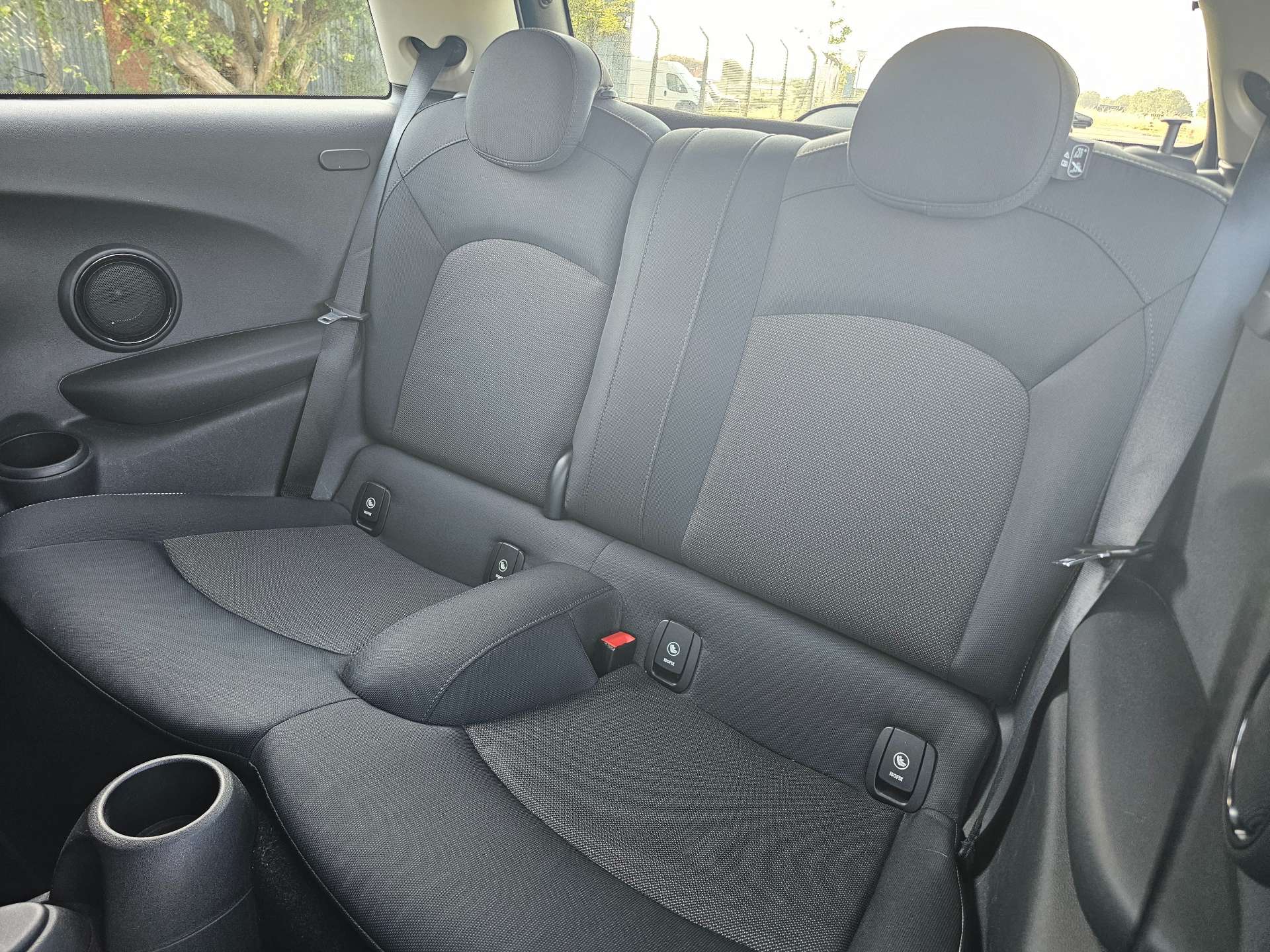 MINI HATCH 1.5 Cooper Auto Euro 6 (s/s) 3dr #12