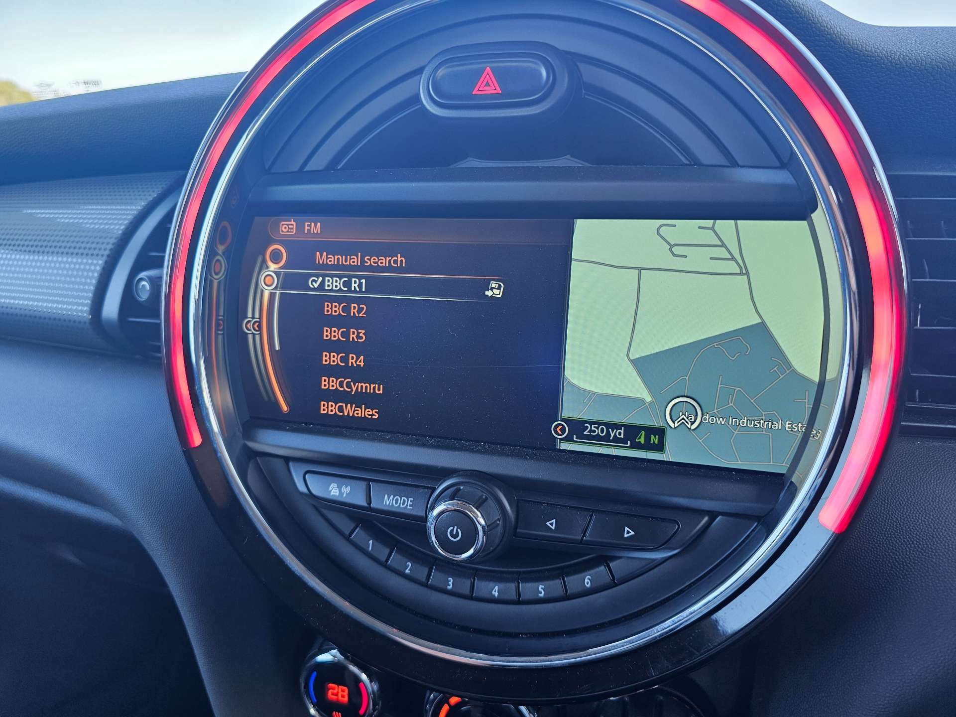 MINI HATCH 1.5 Cooper Auto Euro 6 (s/s) 3dr #19