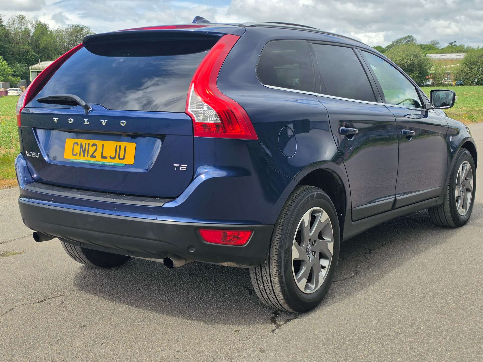 VOLVO XC60 2.0 T5 Ocean Race Powershift Euro 5 5dr #4