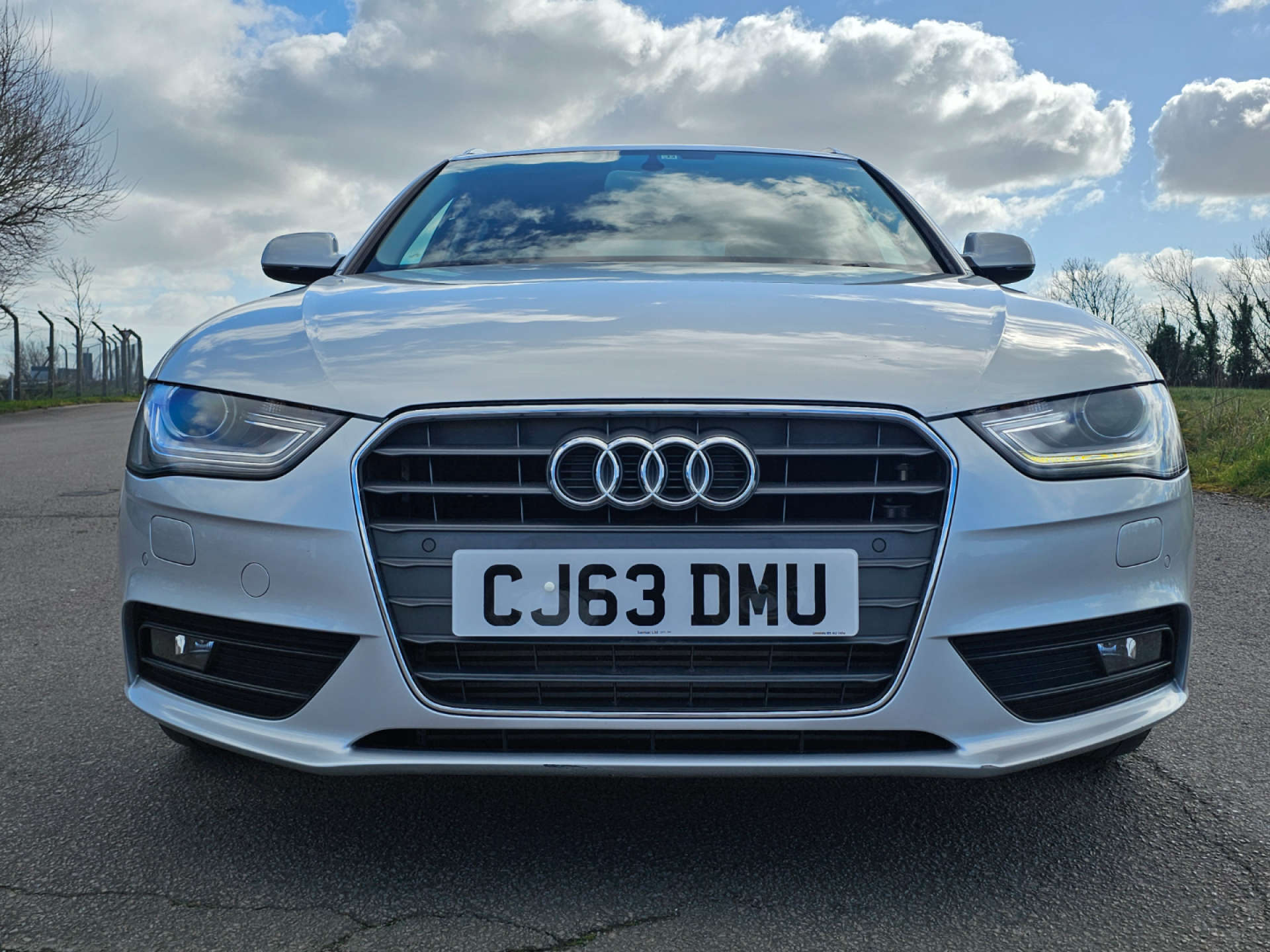 AUDI A4 2.0 TFSI SE Automatic #1