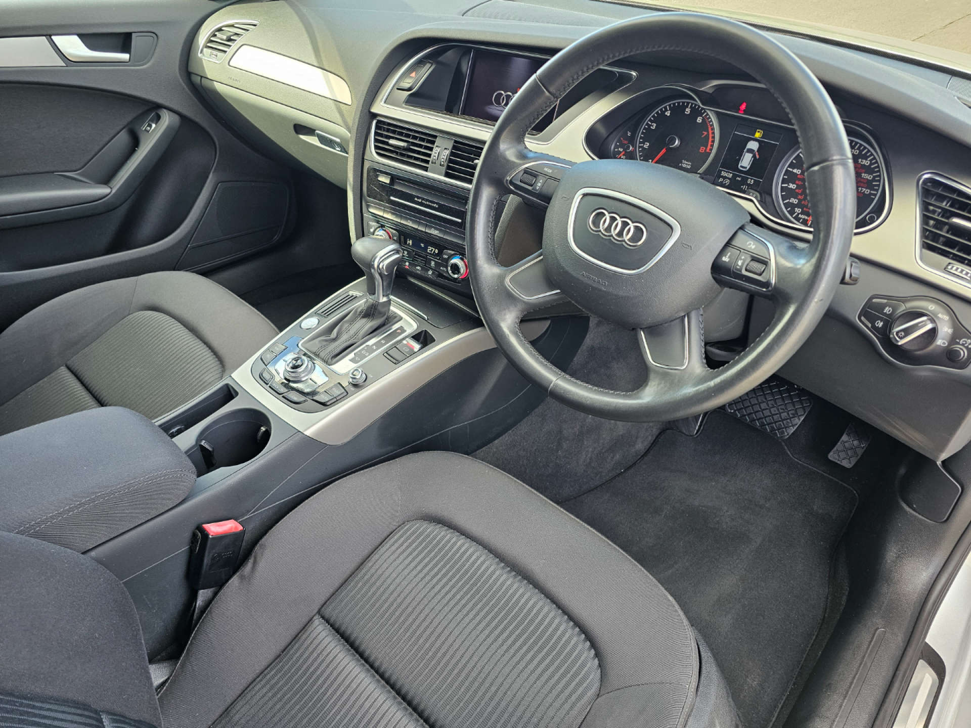 AUDI A4 2.0 TFSI SE Automatic #8