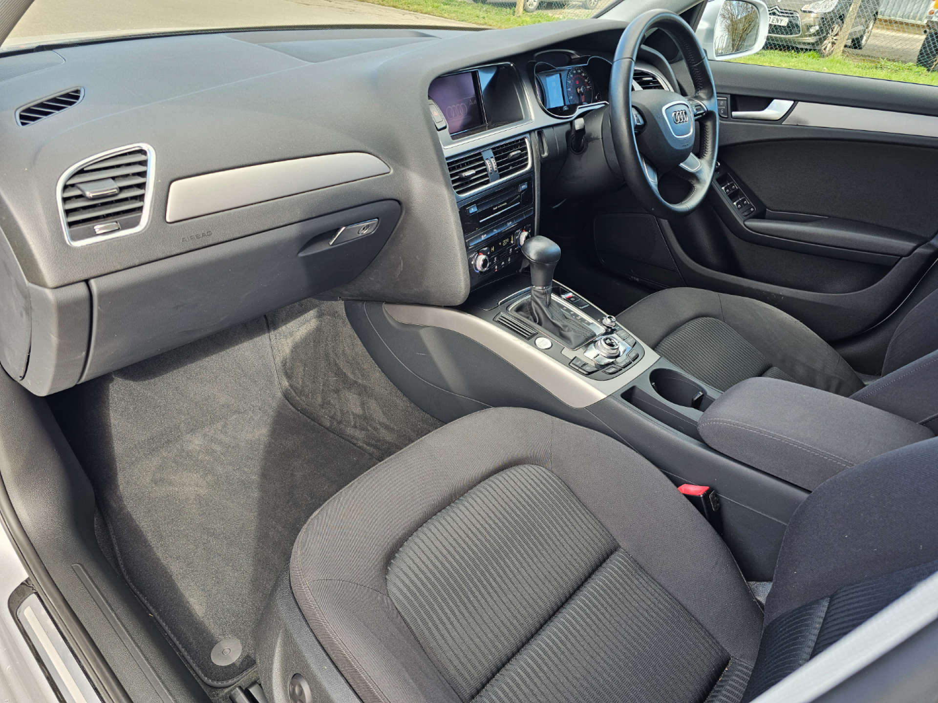 AUDI A4 2.0 TFSI SE Automatic #11