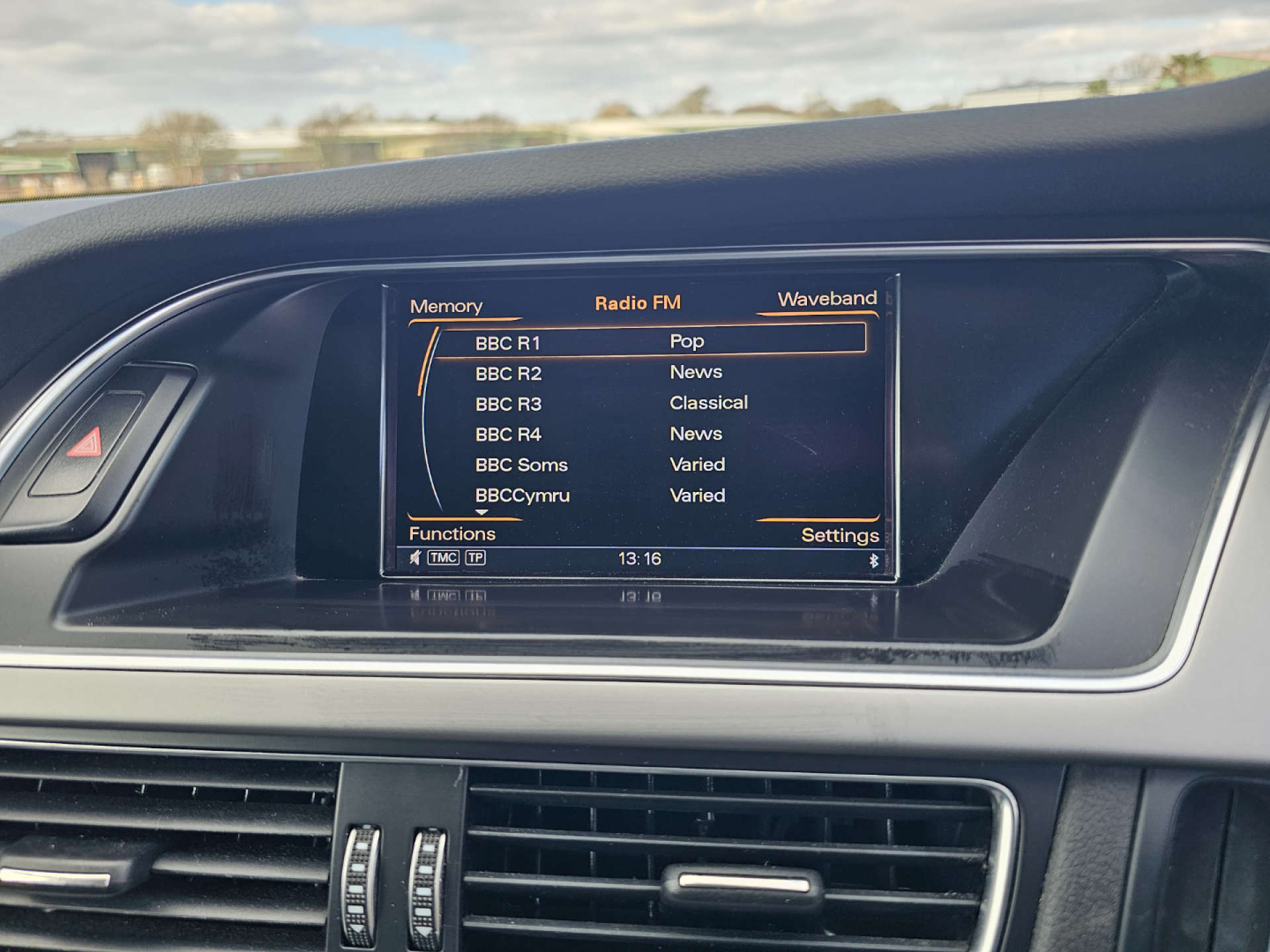 AUDI A4 2.0 TFSI SE Automatic #21
