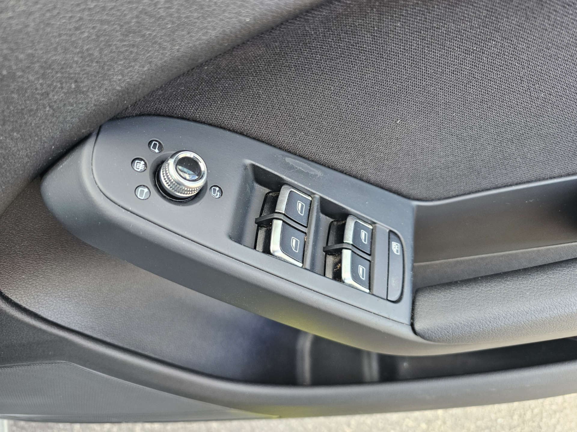 AUDI A4 2.0 TFSI SE Automatic #24