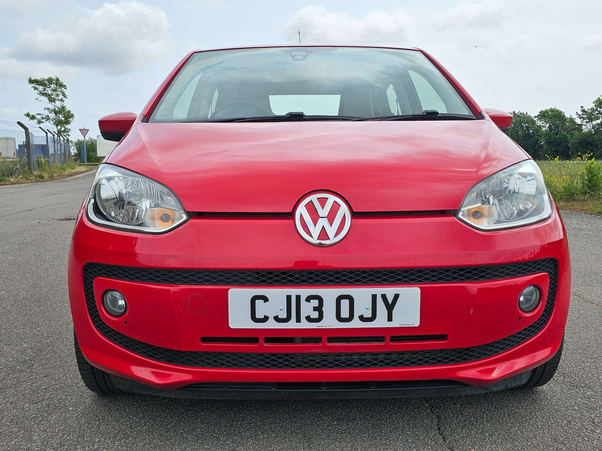 VOLKSWAGEN UP HIGH UP! #1