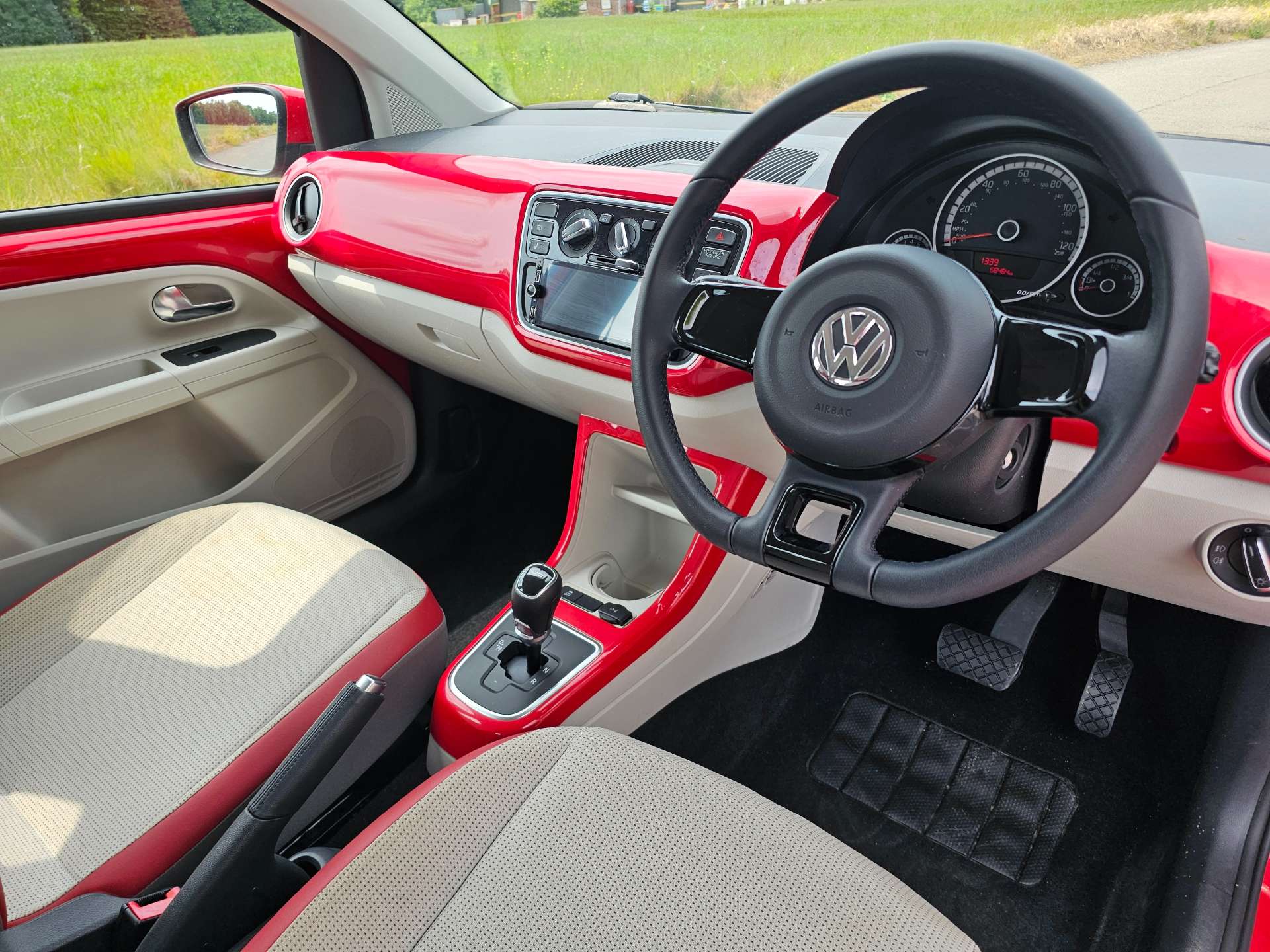 VOLKSWAGEN UP HIGH UP! #8