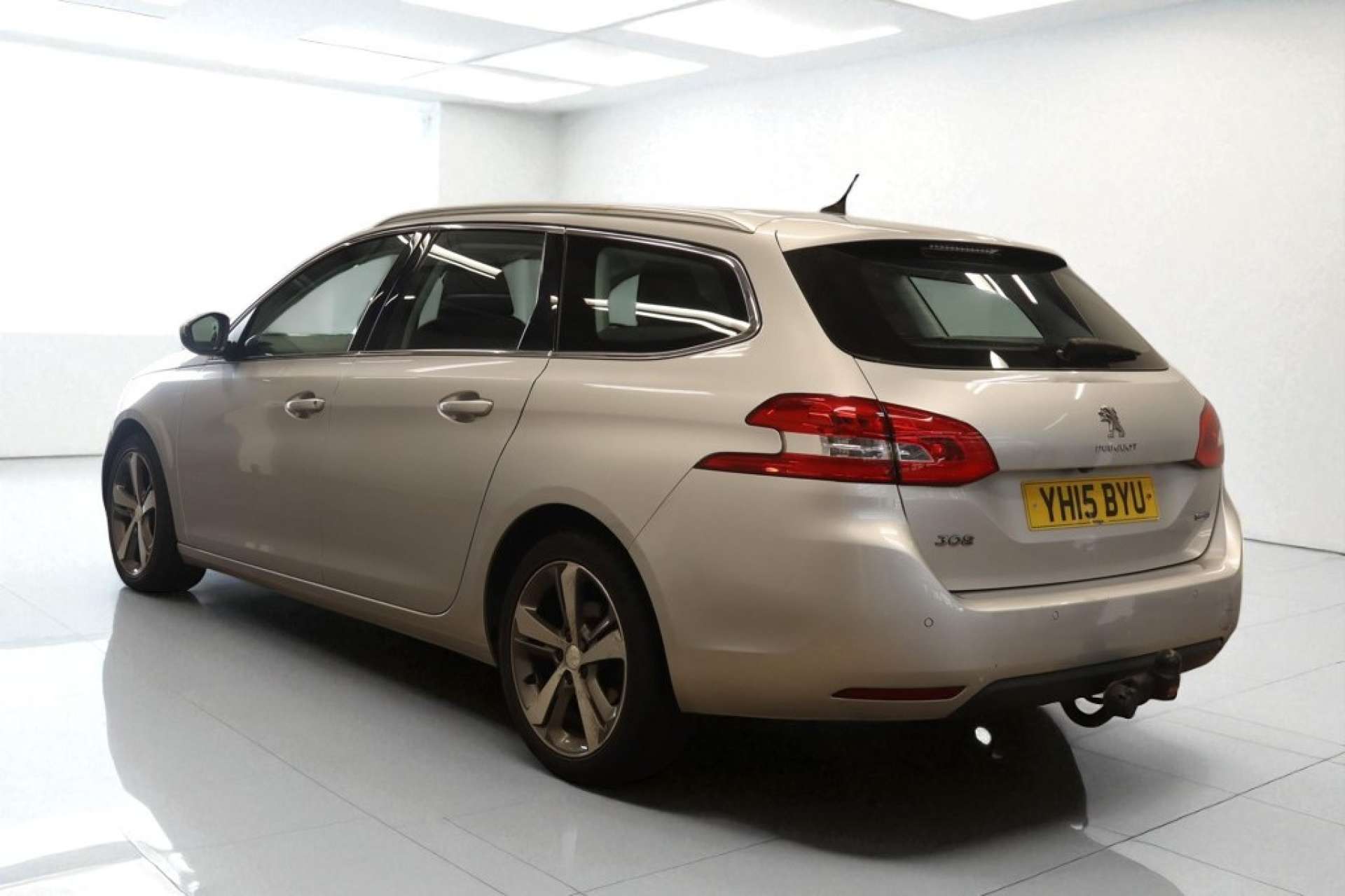 PEUGEOT 308 2.0 308 Allure HDi Blue S/S 5dr #8