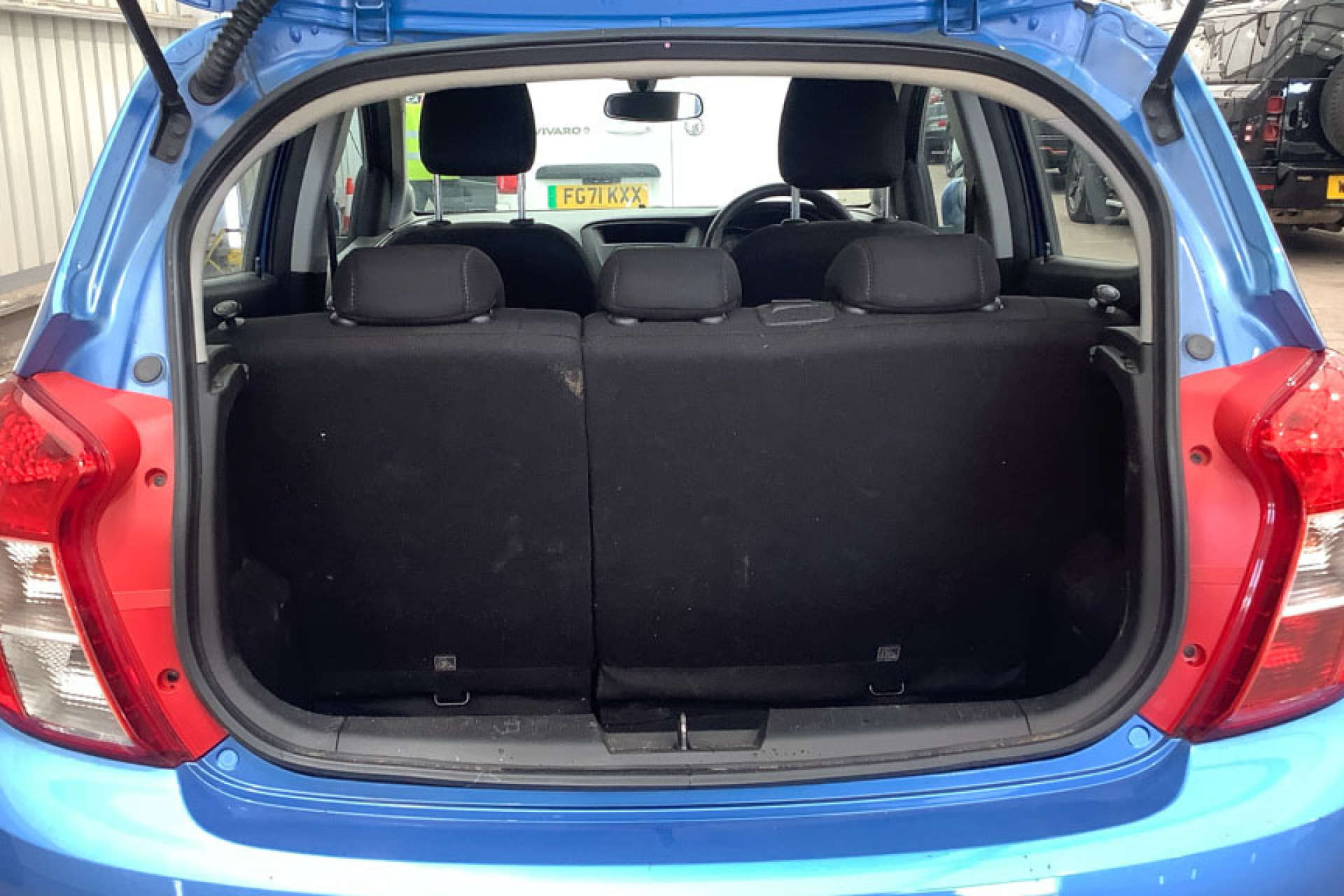 VAUXHALL VIVA 1.0 Viva SE AC 5dr #5