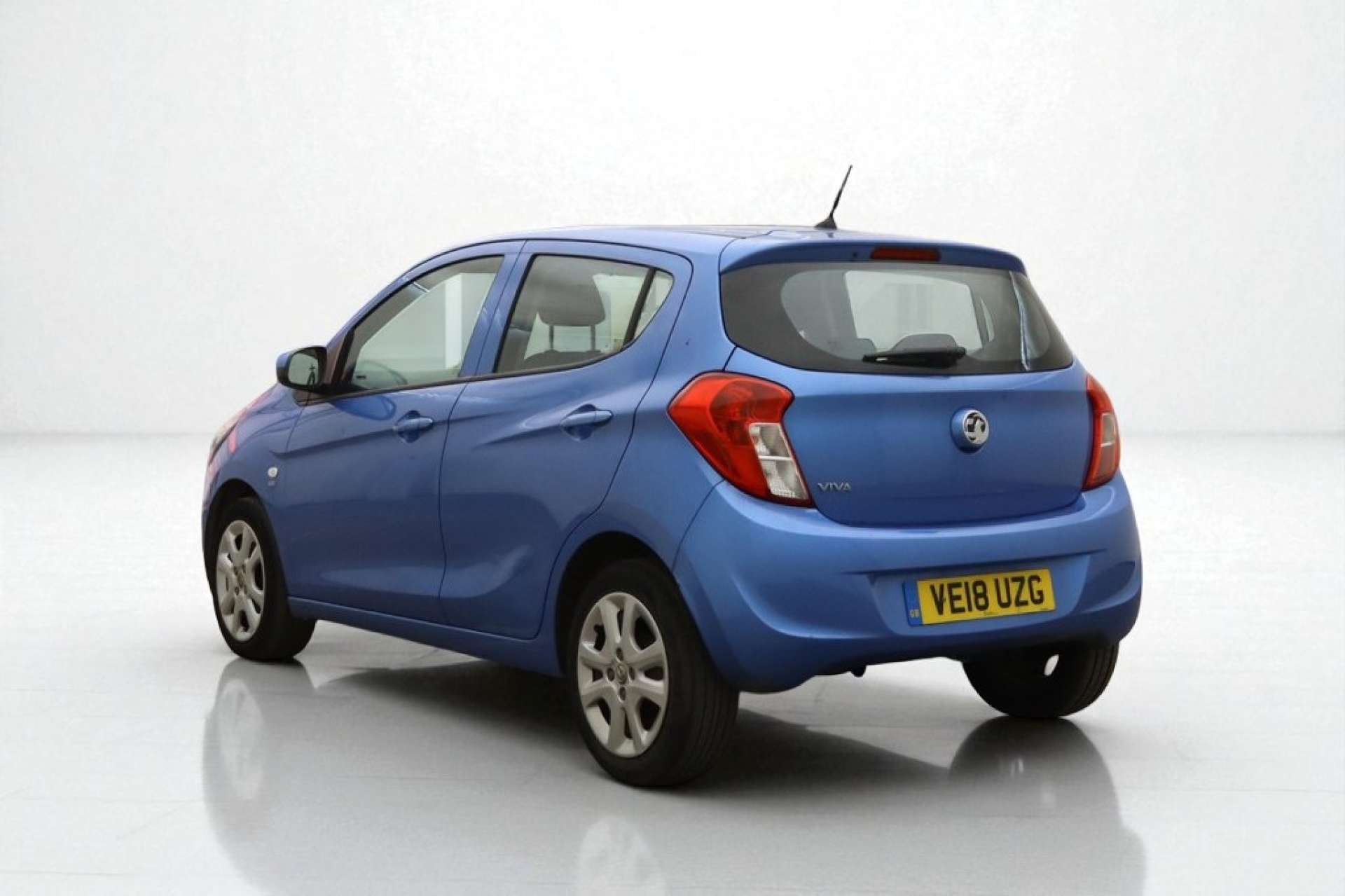 VAUXHALL VIVA 1.0 Viva SE AC 5dr #8