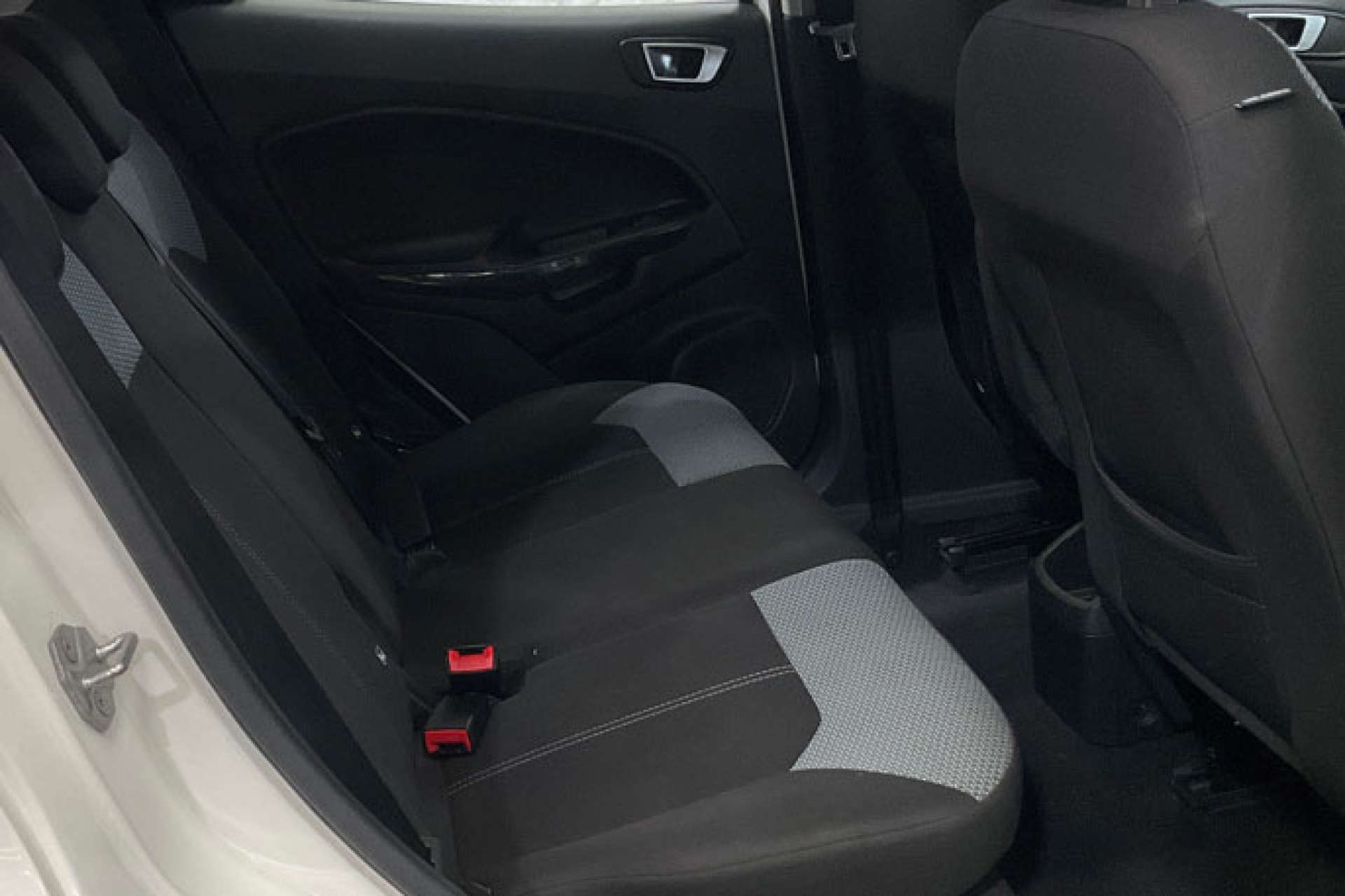 FORD ECOSPORT 1.5 EcoSport Titanium TDCI 5dr #3