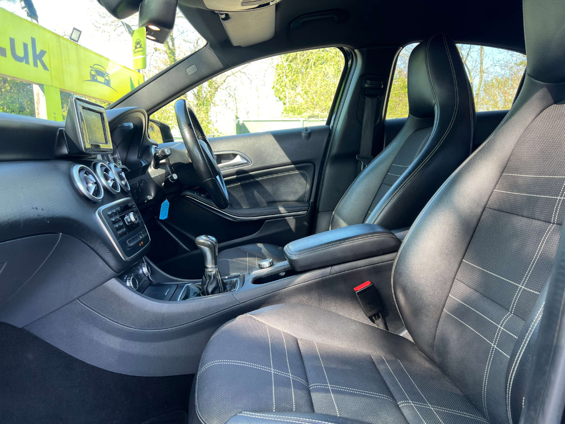 MERCEDES-BENZ A-CLASS 2.1 A200 Sport CDi 5dr #17